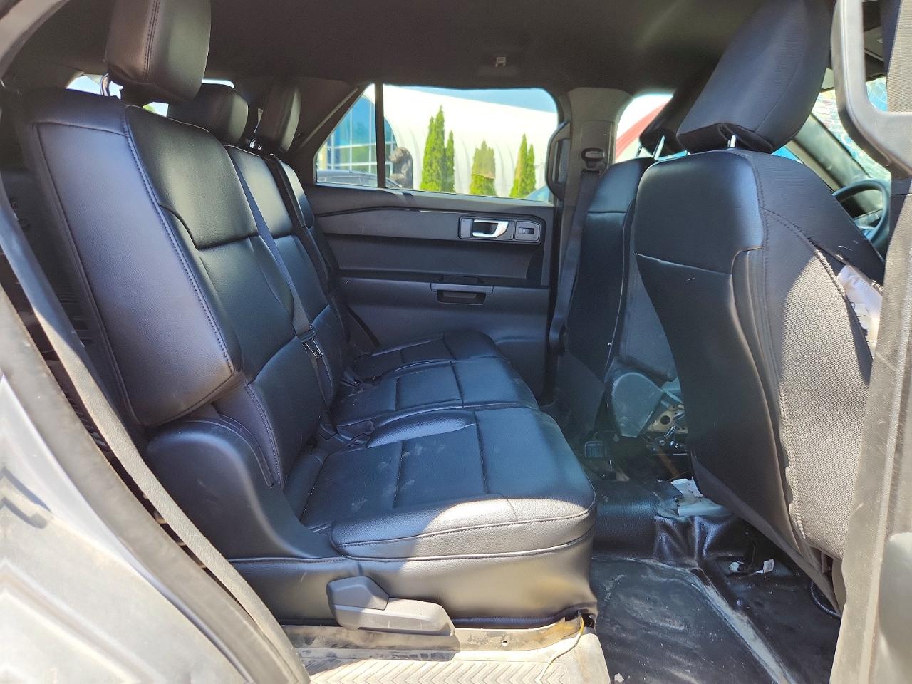 2023 Ford Explorer Police Interceptor Silver vin: 1FM5K8ABXPGA20669