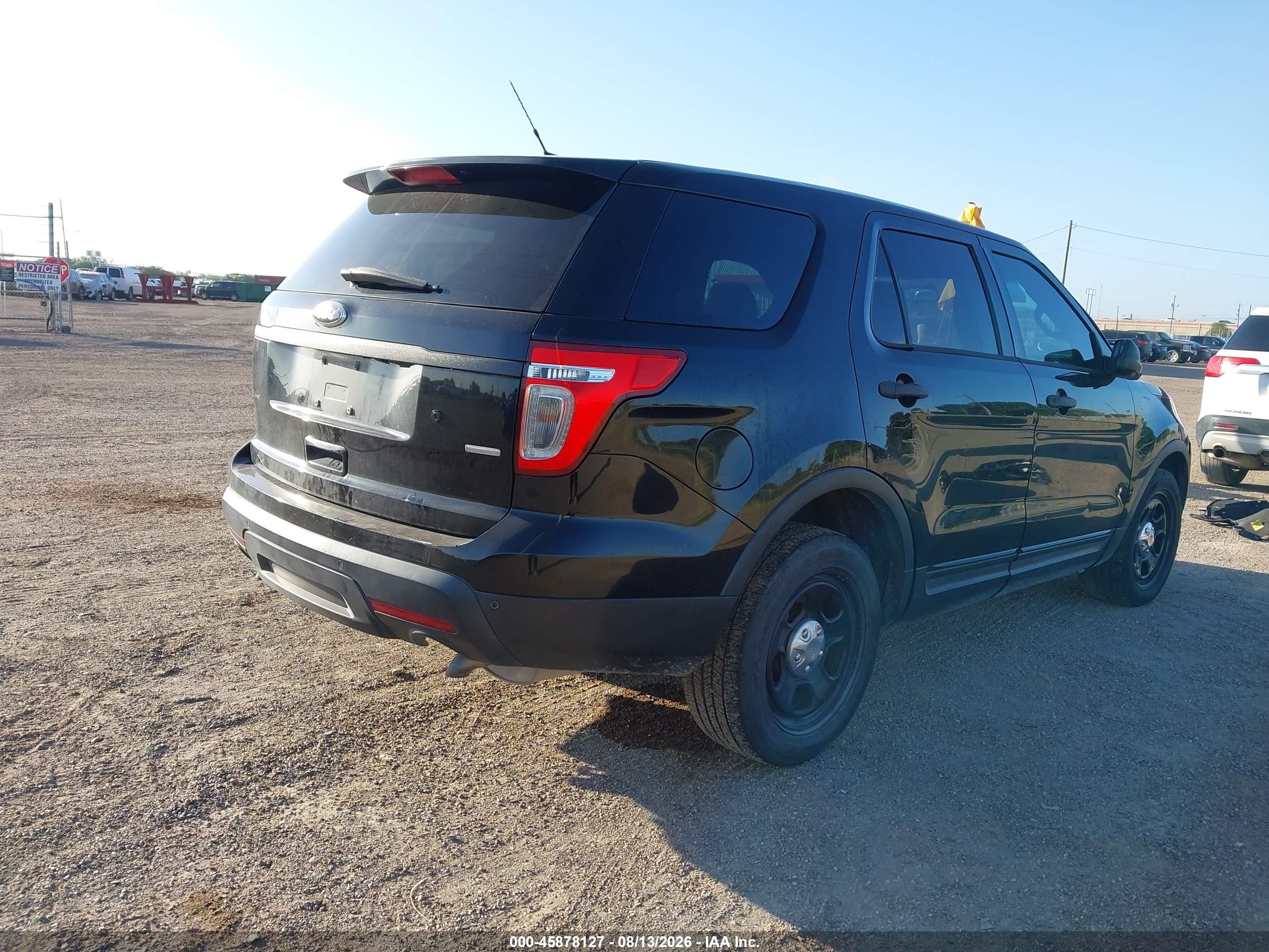 2013 Ford Utility Police Interceptor   Black vin: 1FM5K8AR0DGB44281