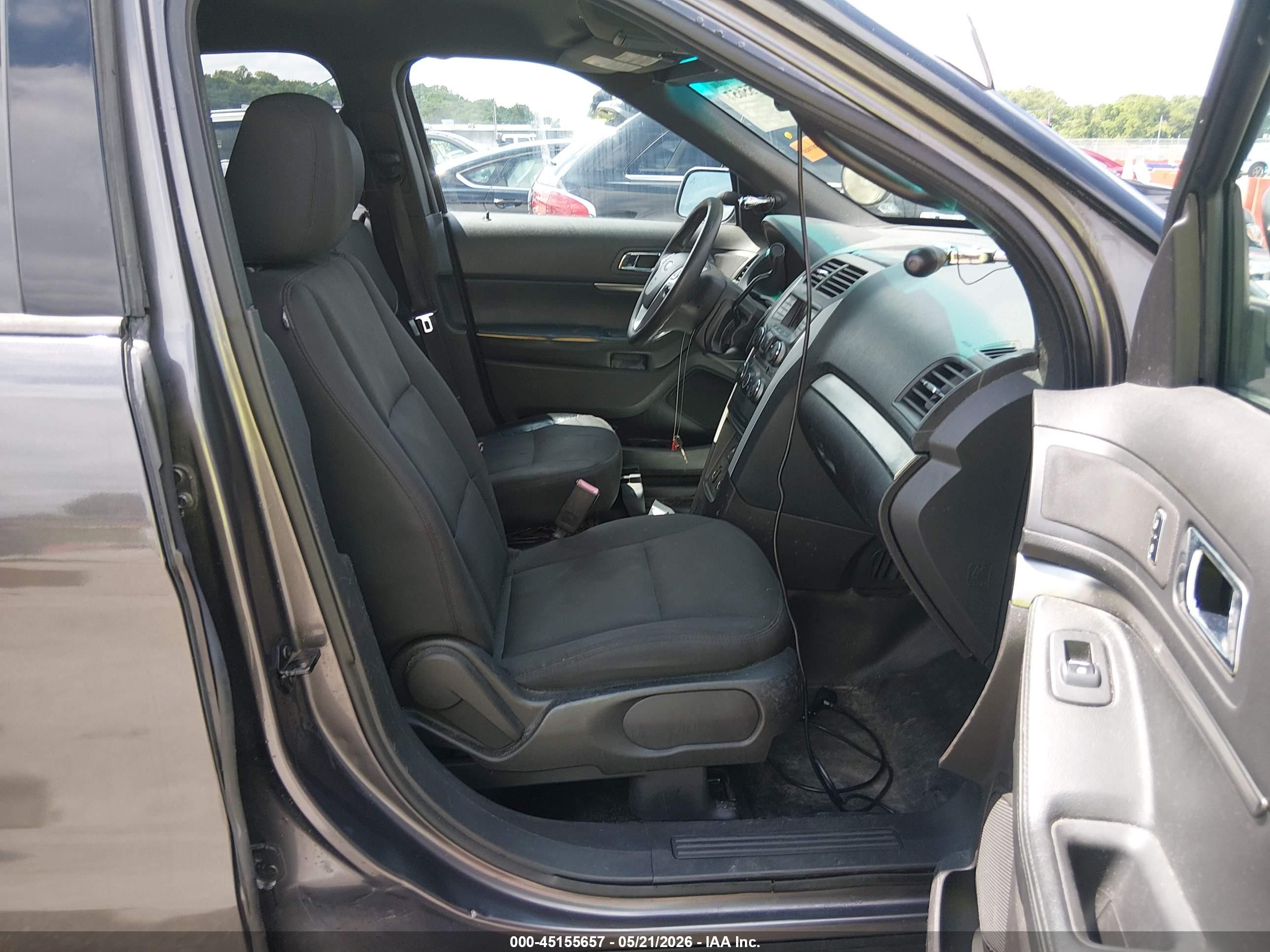 2015 Ford Utility Police Interceptor   Gray vin: 1FM5K8AR0FGC51625