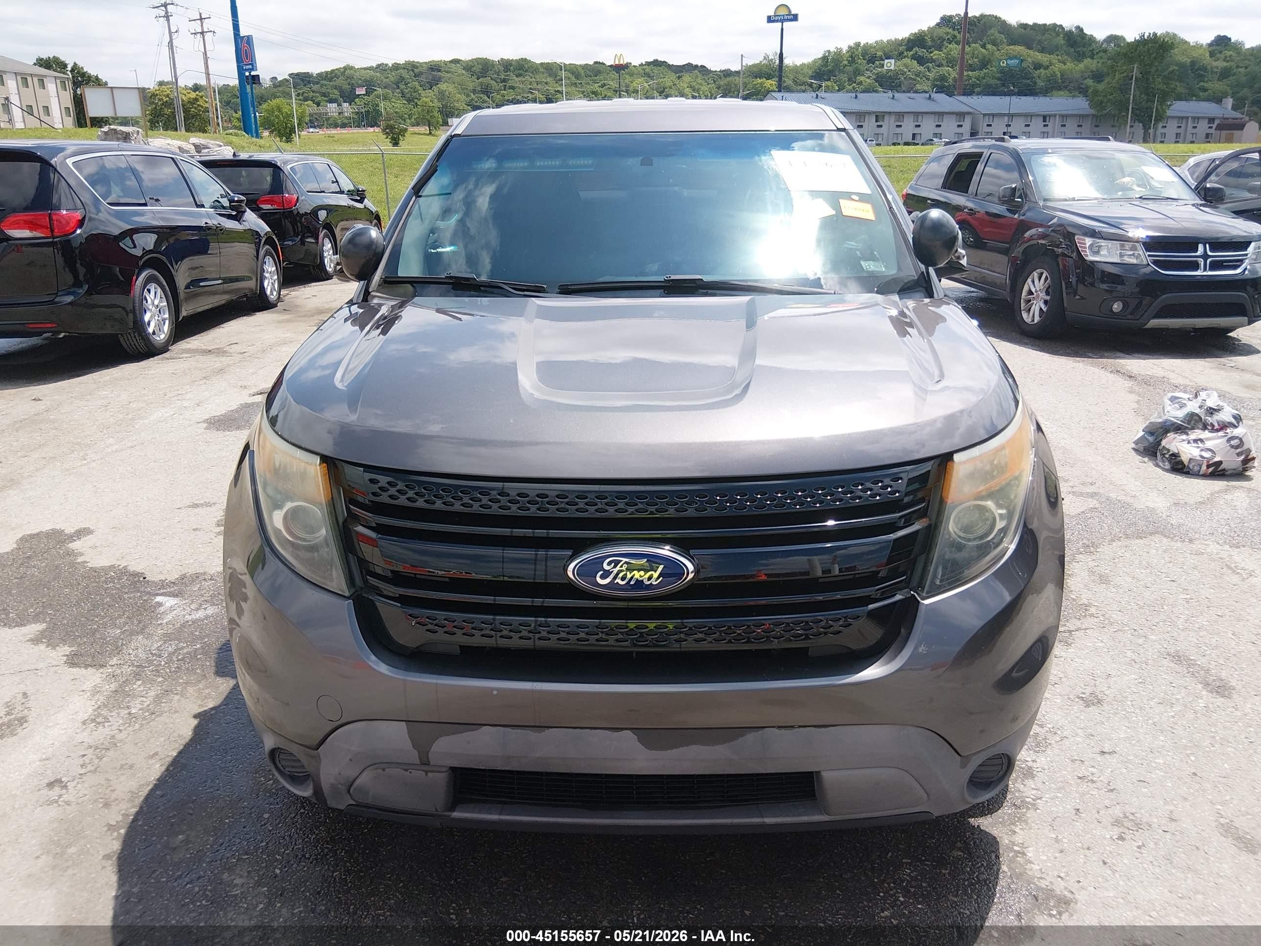 2015 Ford Utility Police Interceptor   Gray vin: 1FM5K8AR0FGC51625
