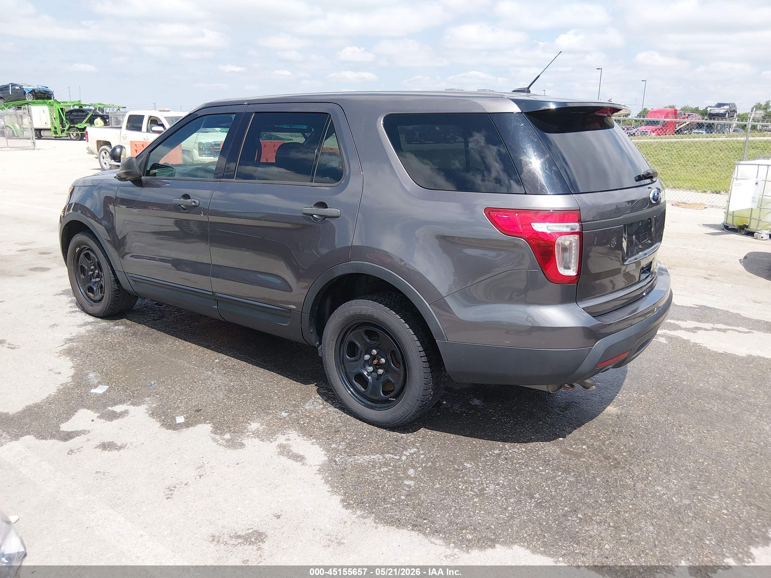 2015 Ford Utility Police Interceptor   Gray vin: 1FM5K8AR0FGC51625