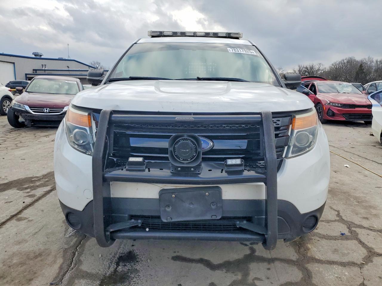 2014 Ford Explorer Police Interceptor White vin: 1FM5K8AR1EGB27426