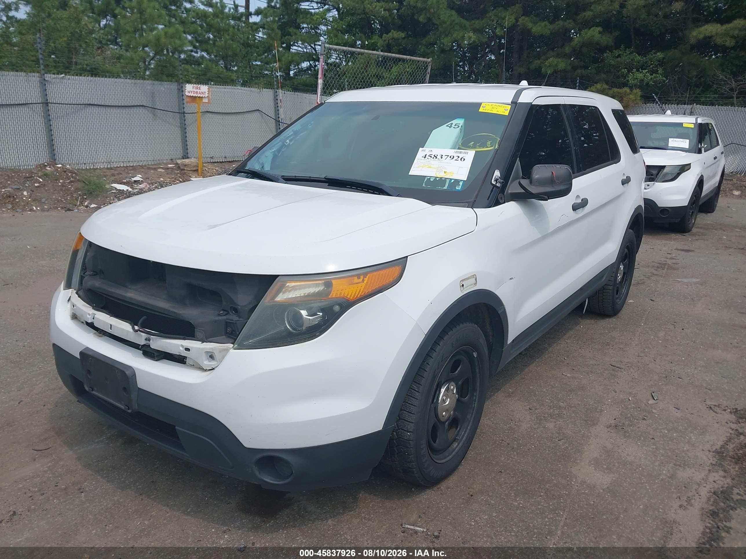 2014 Ford Utility Police Interceptor   White vin: 1FM5K8AR1EGC60624