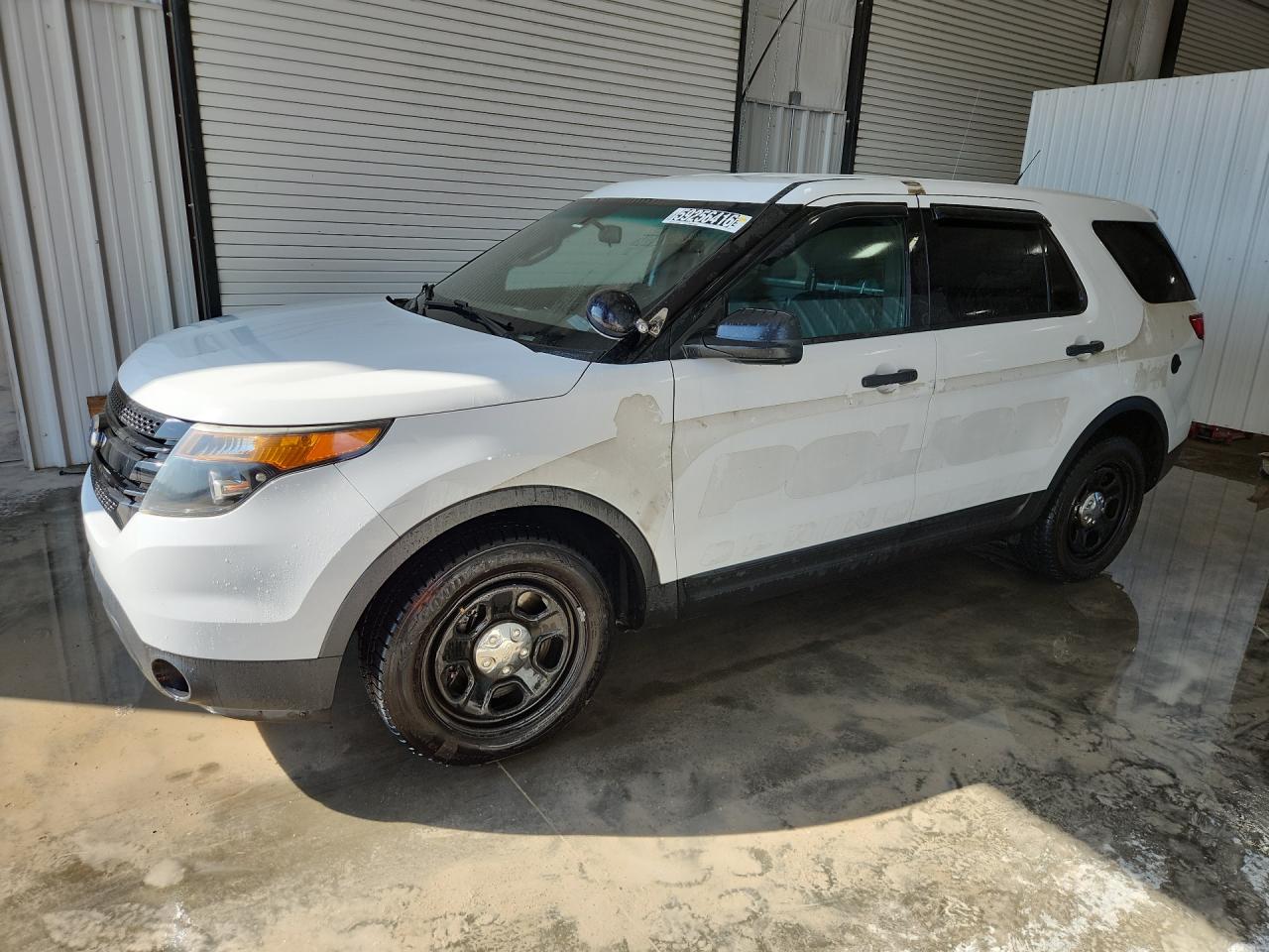 2015 Ford Explorer Police Interceptor White vin: 1FM5K8AR1FGC41640 Damage: Left Drip Rail, Hole(S), 1/2 To 1 Inch