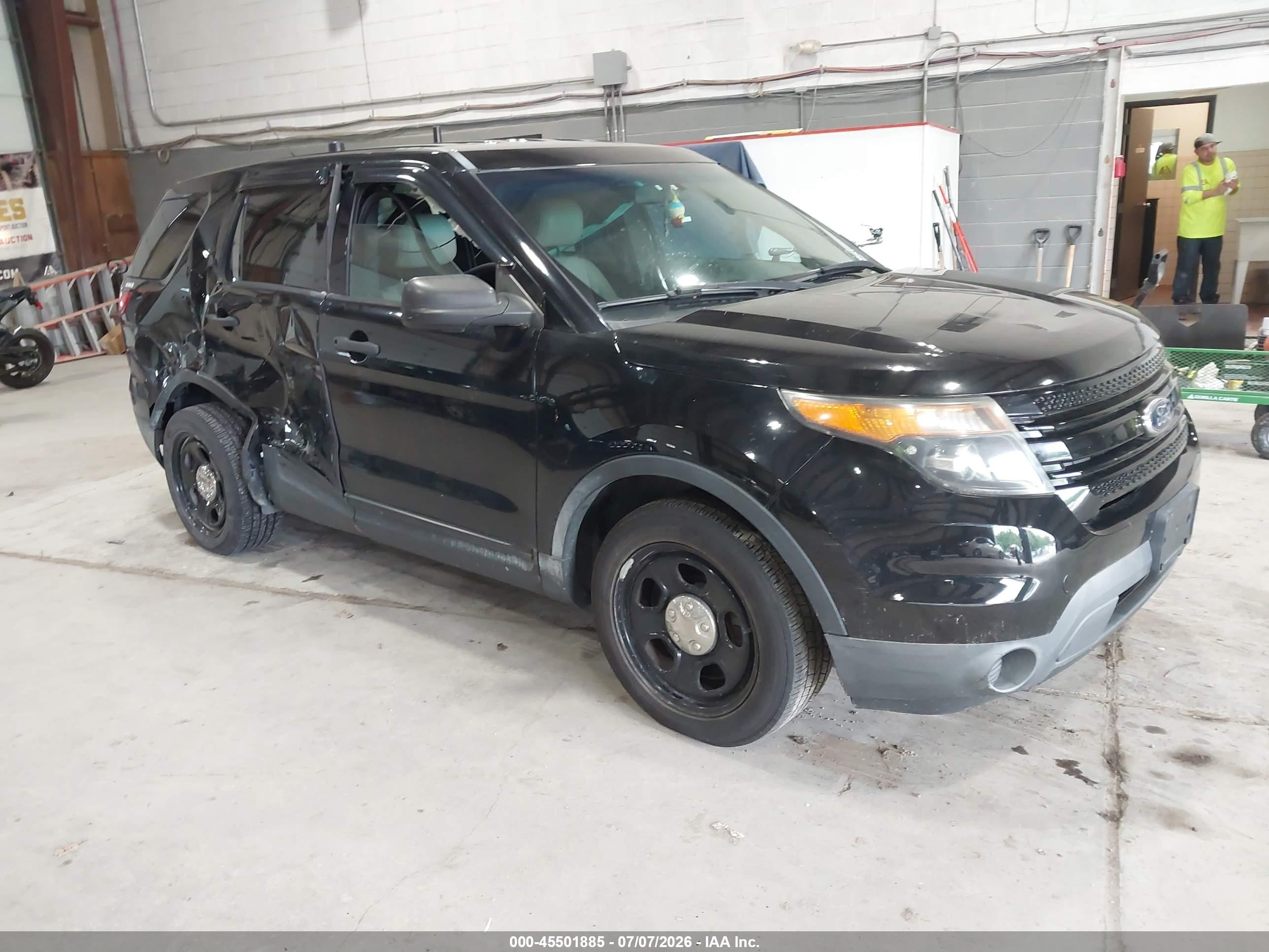 2015 Ford Utility Police Interceptor   Black vin: 1FM5K8AR2FGA89190