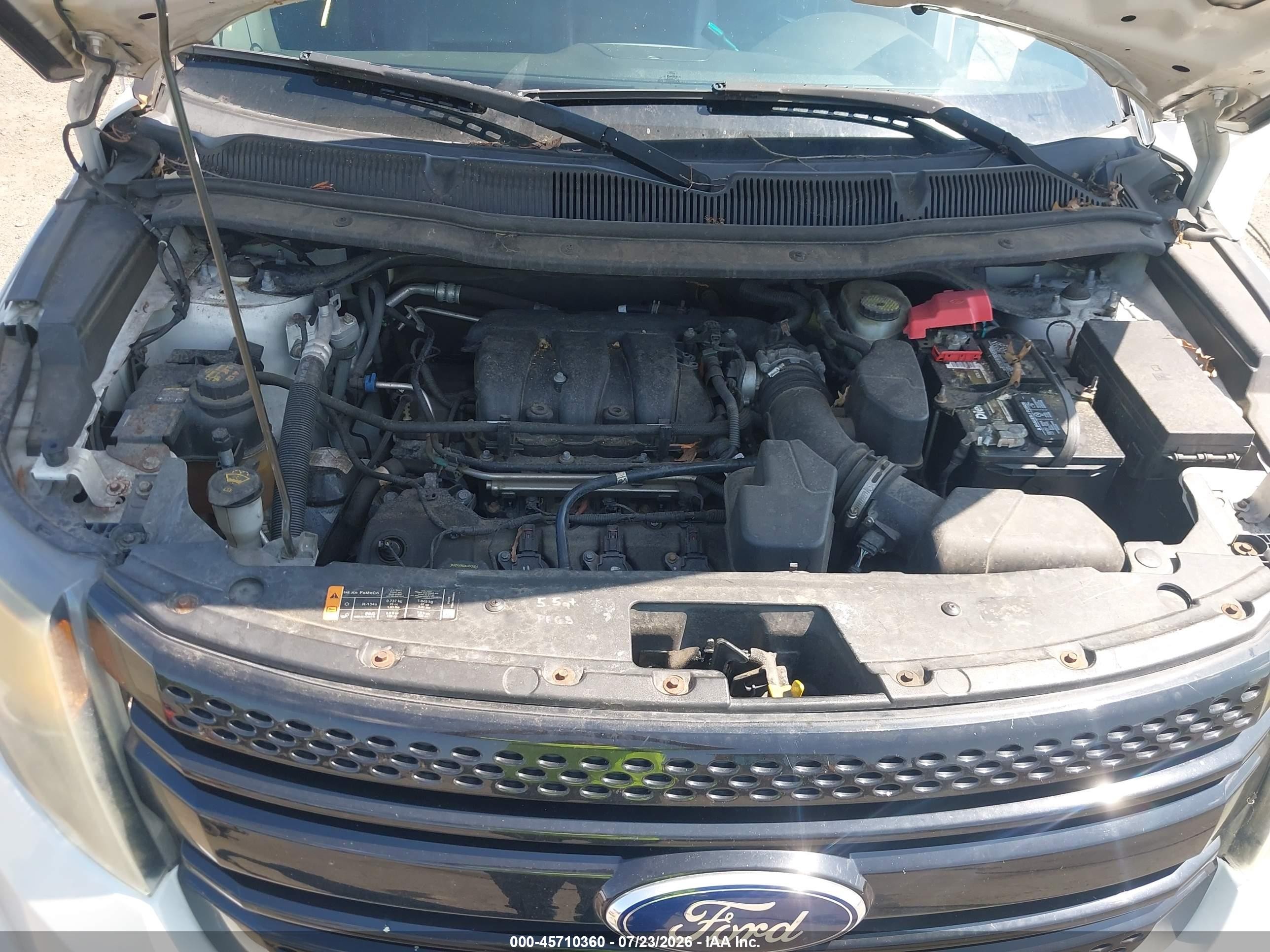 2013 Ford Utility Police Interceptor   Белый vin: 1FM5K8AR3DGA22241