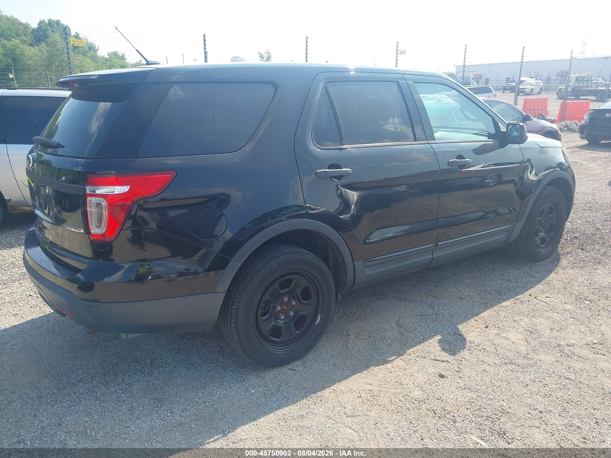 2013 Ford Utility Police Interceptor   Черный vin: 1FM5K8AR3DGC87077