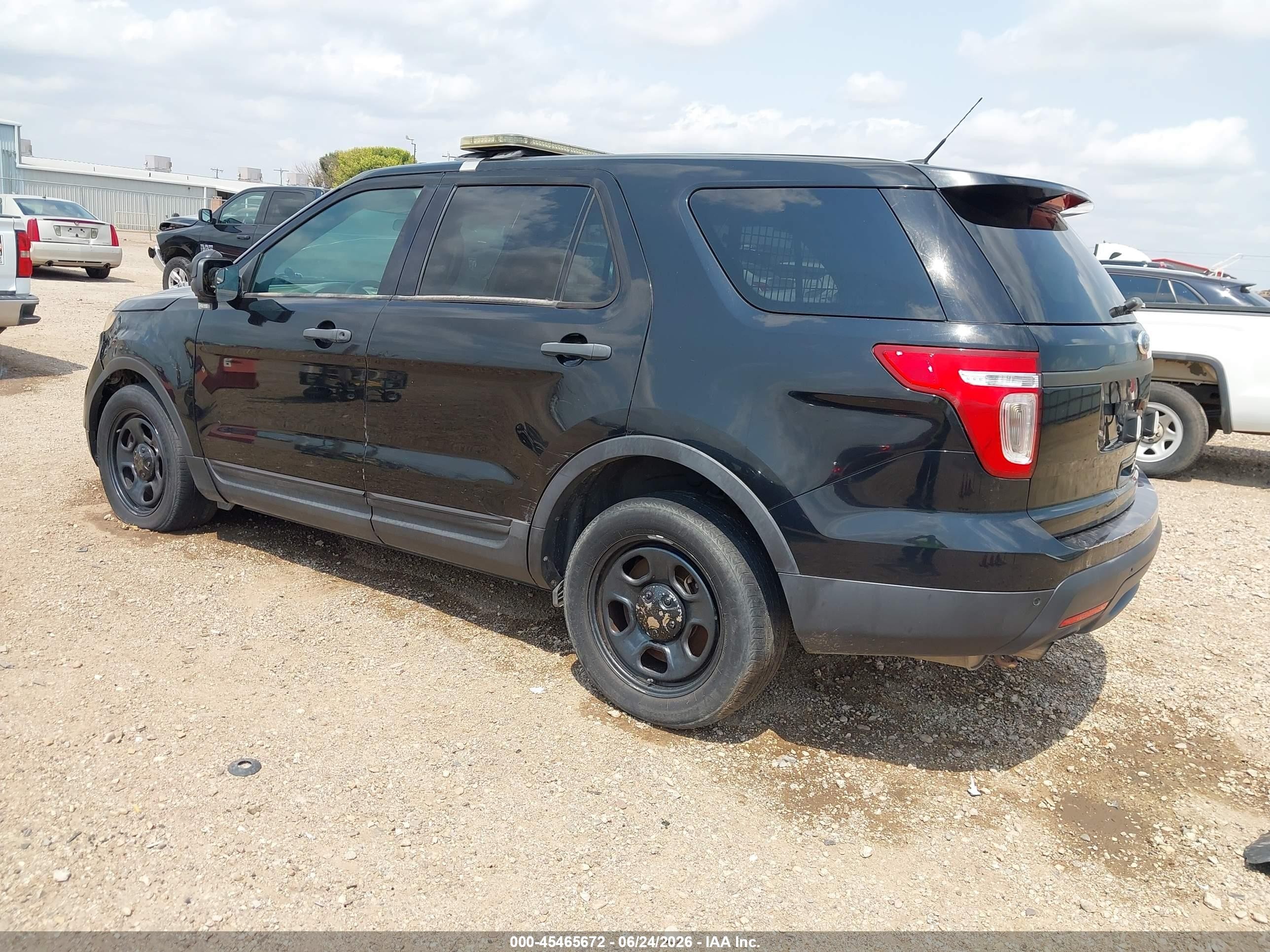 2015 Ford Utility Police Interceptor   Черный vin: 1FM5K8AR3FGA04387