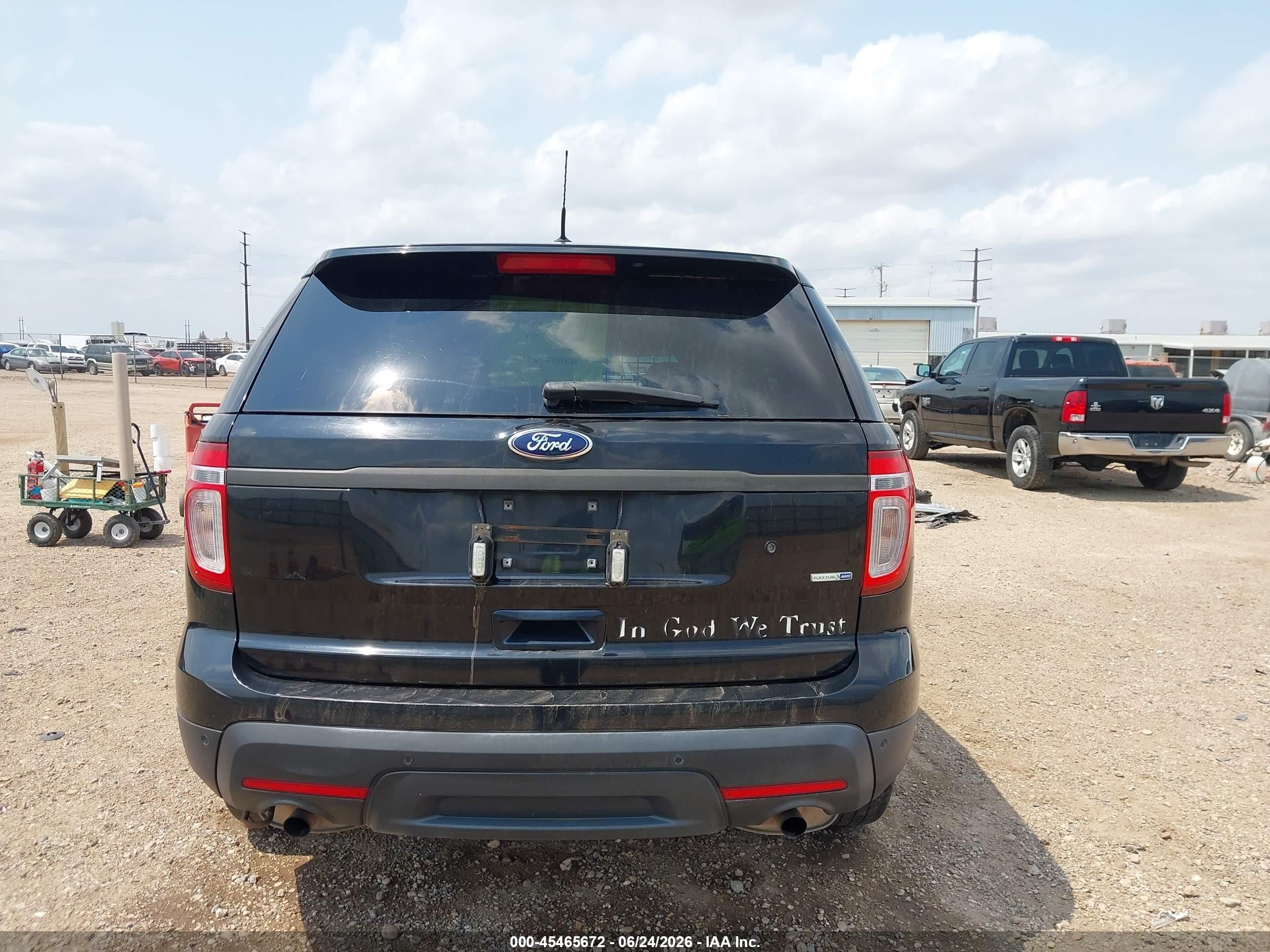 2015 Ford Utility Police Interceptor   Черный vin: 1FM5K8AR3FGA04387