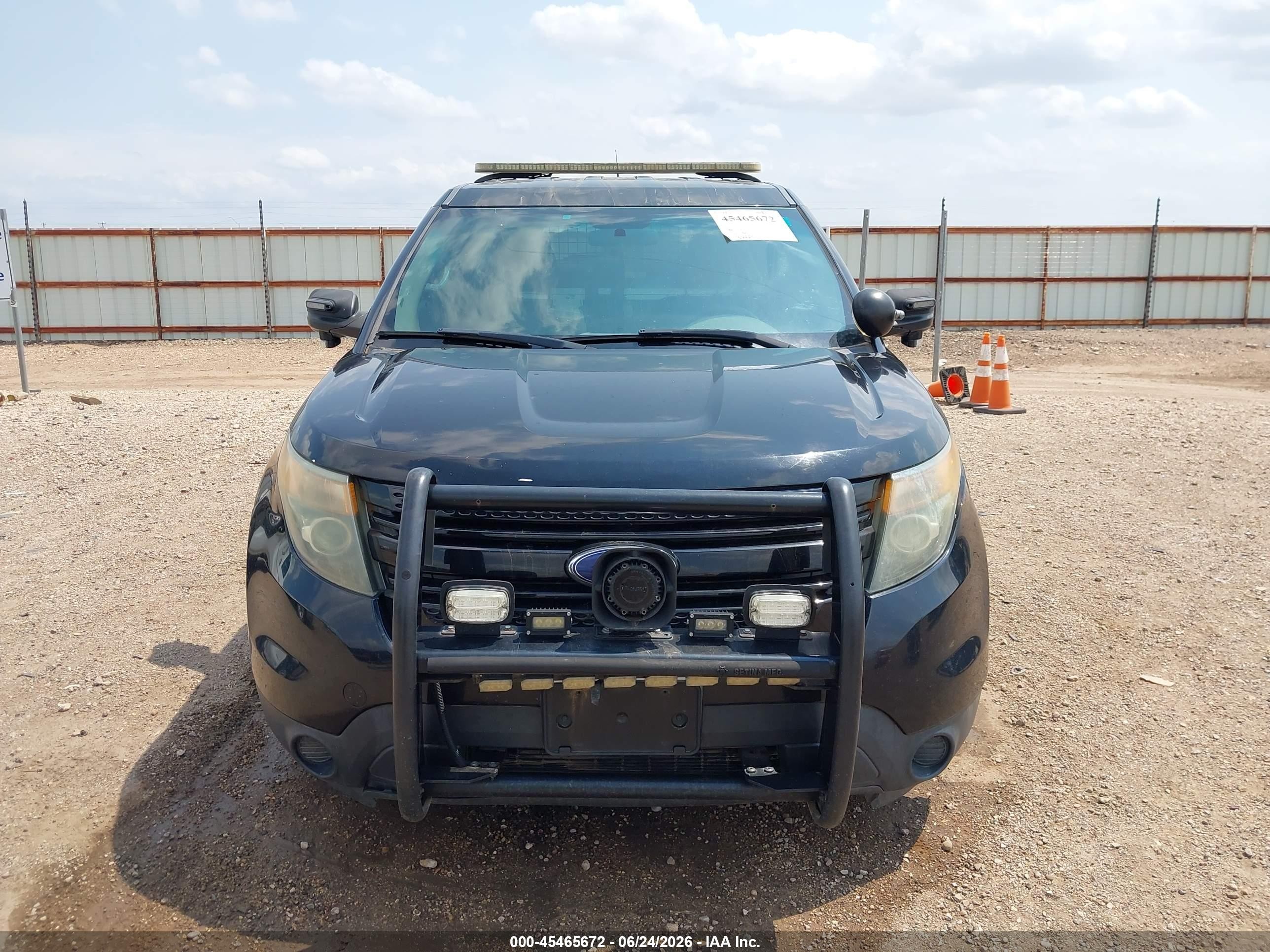 2015 Ford Utility Police Interceptor   Черный vin: 1FM5K8AR3FGA04387