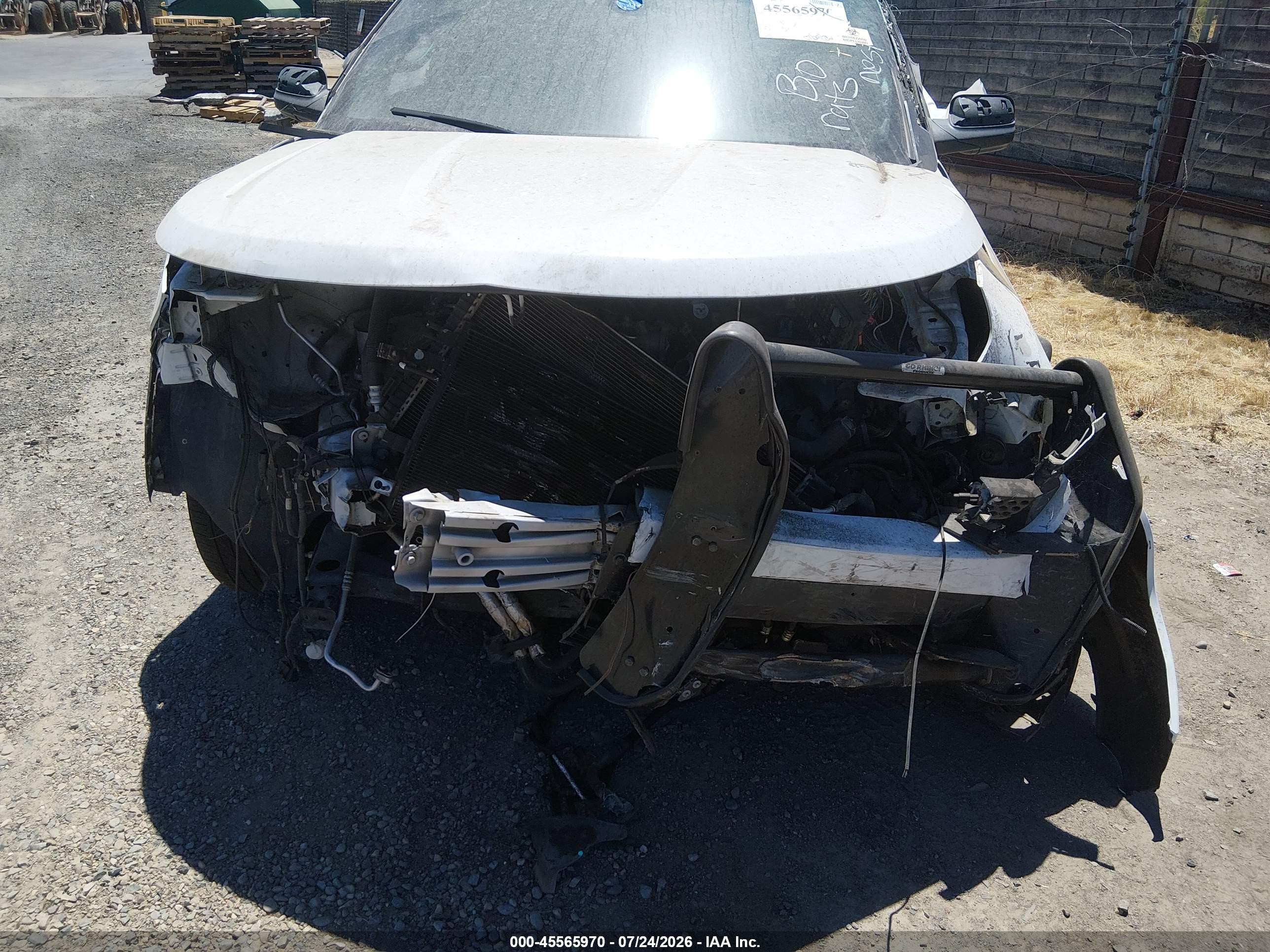 2015 Ford Utility Police Interceptor   White vin: 1FM5K8AR3FGB75740
