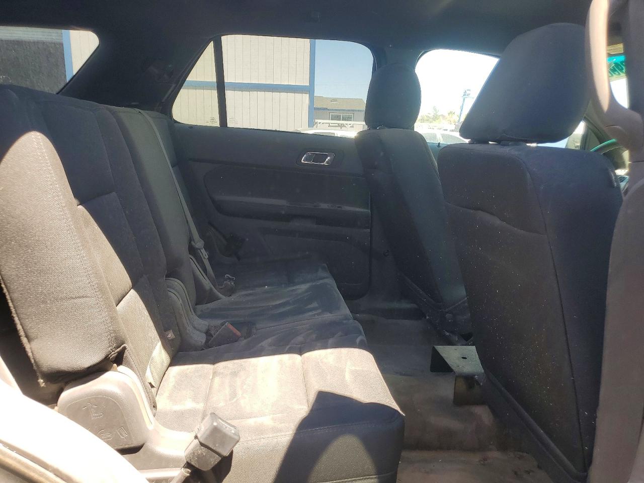 2015 Ford Explorer Two Tone vin: 1FM5K8AR3FGC27075