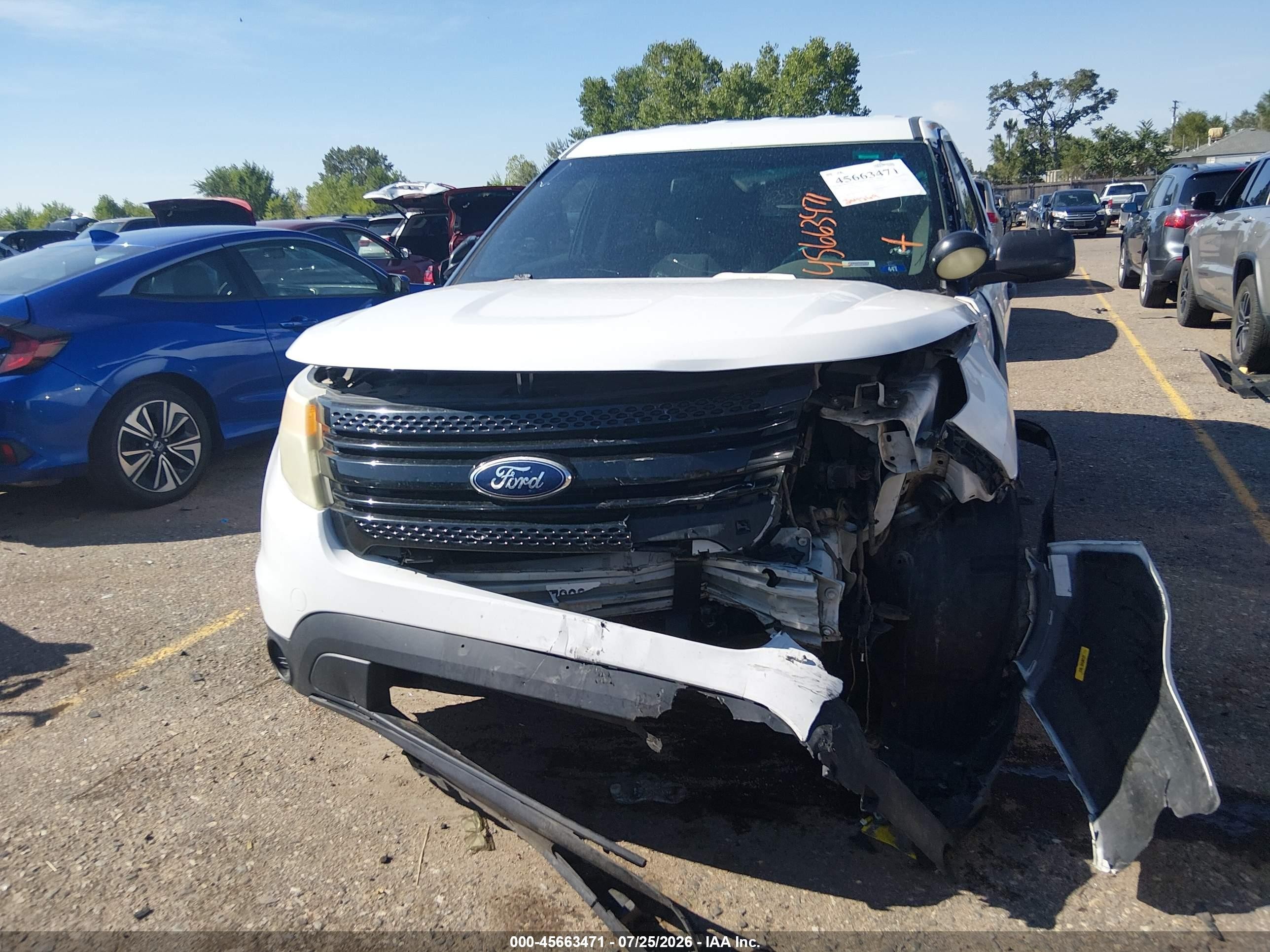 2014 Ford Utility Police Interceptor   White vin: 1FM5K8AR4EGB85823