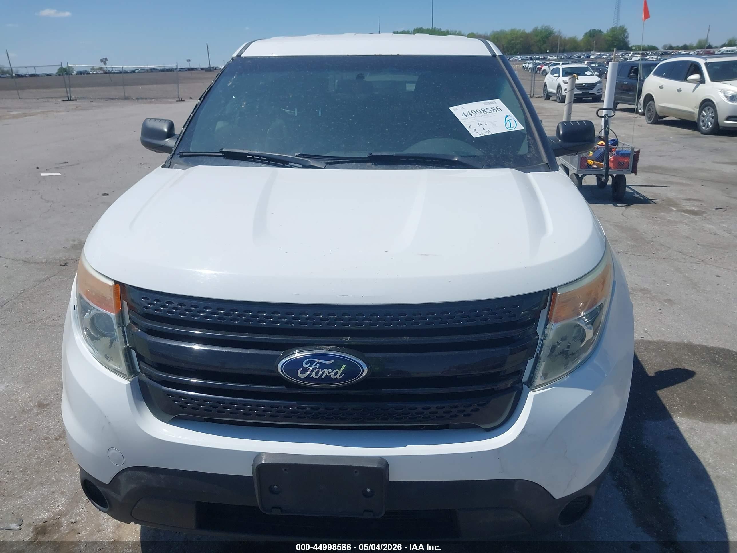 2014 Ford Utility Police Interceptor   Белый vin: 1FM5K8AR5EGA44775