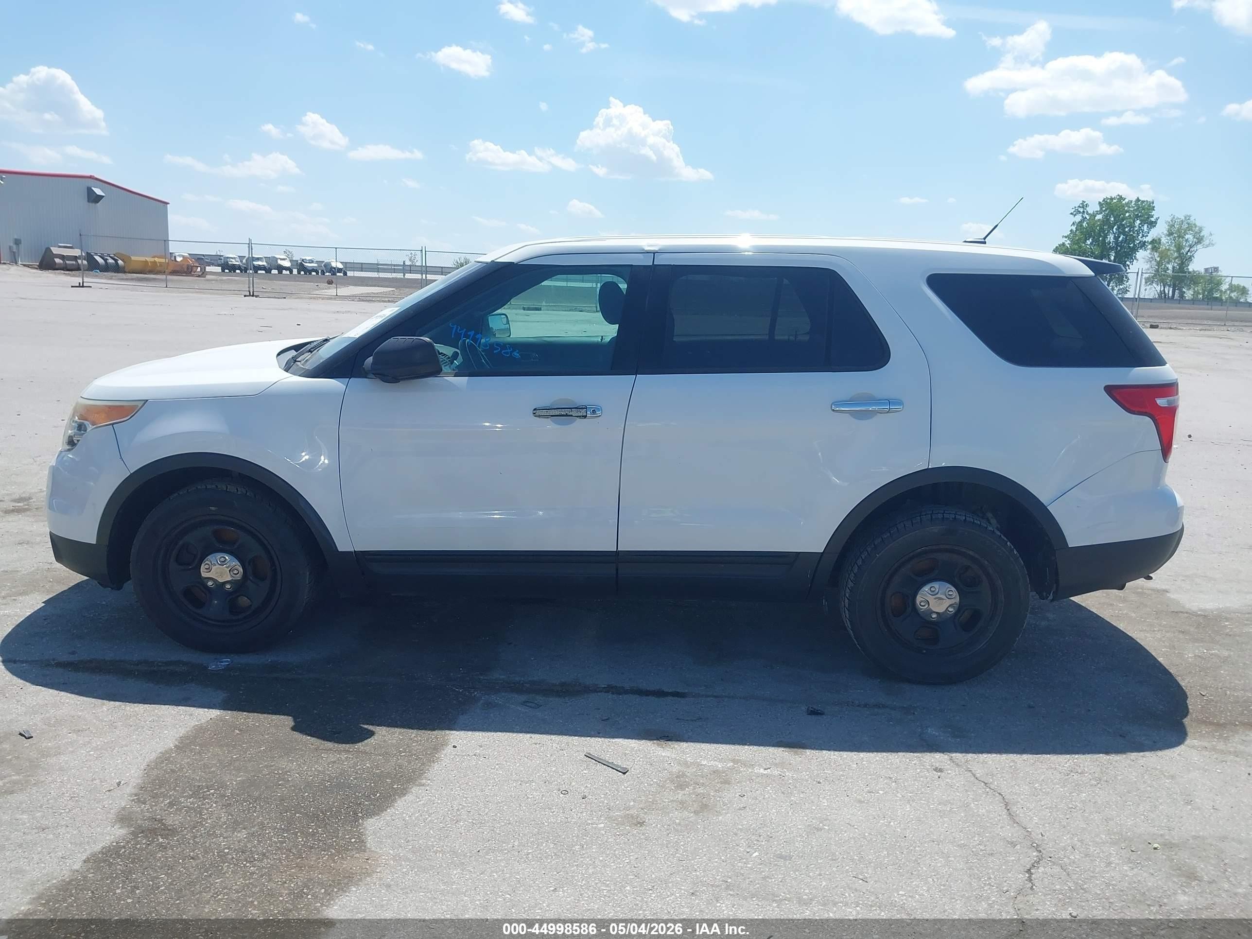 2014 Ford Utility Police Interceptor   Белый vin: 1FM5K8AR5EGA44775