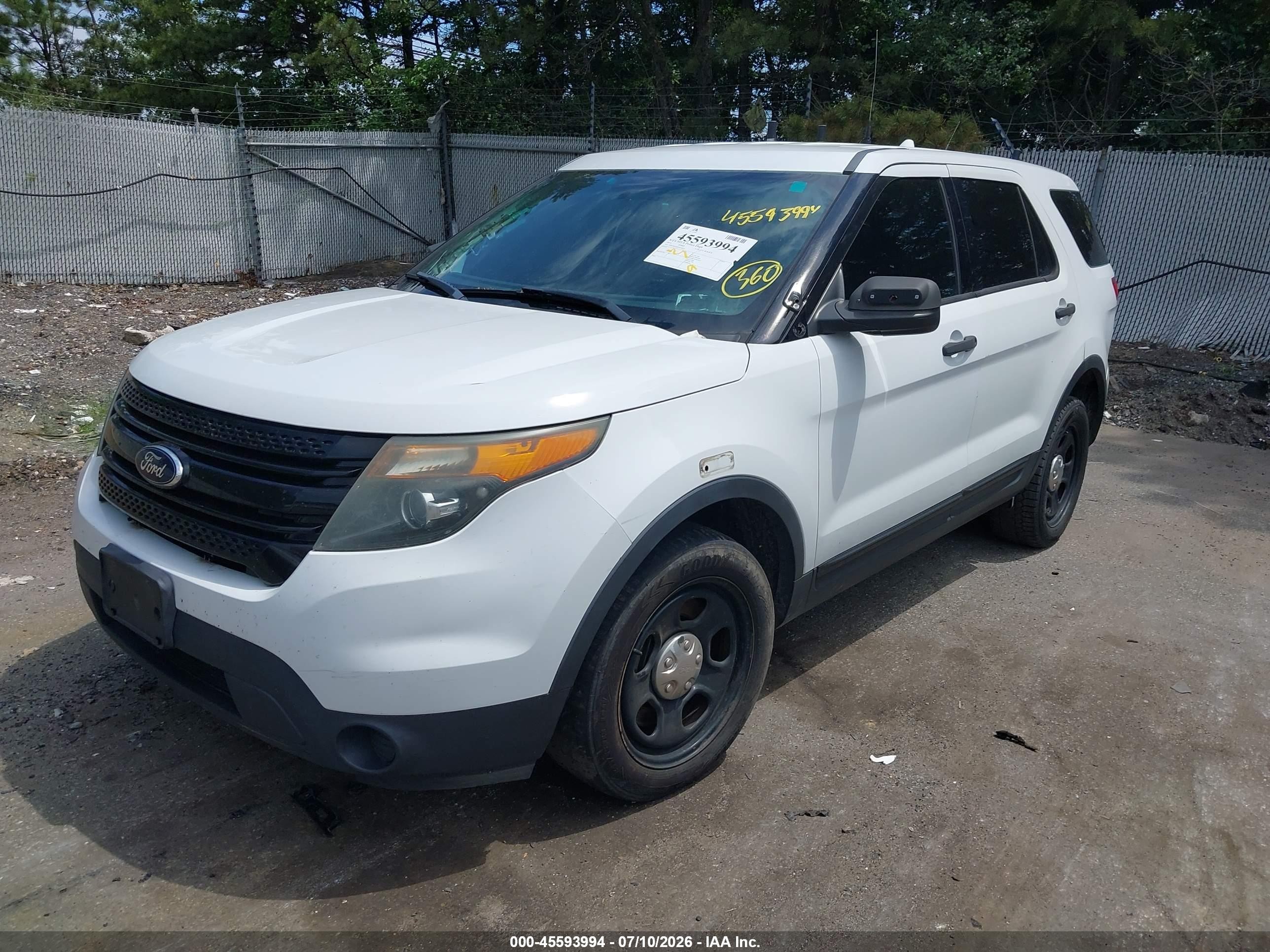 2014 Ford Utility Police Interceptor   White vin: 1FM5K8AR6EGC60621