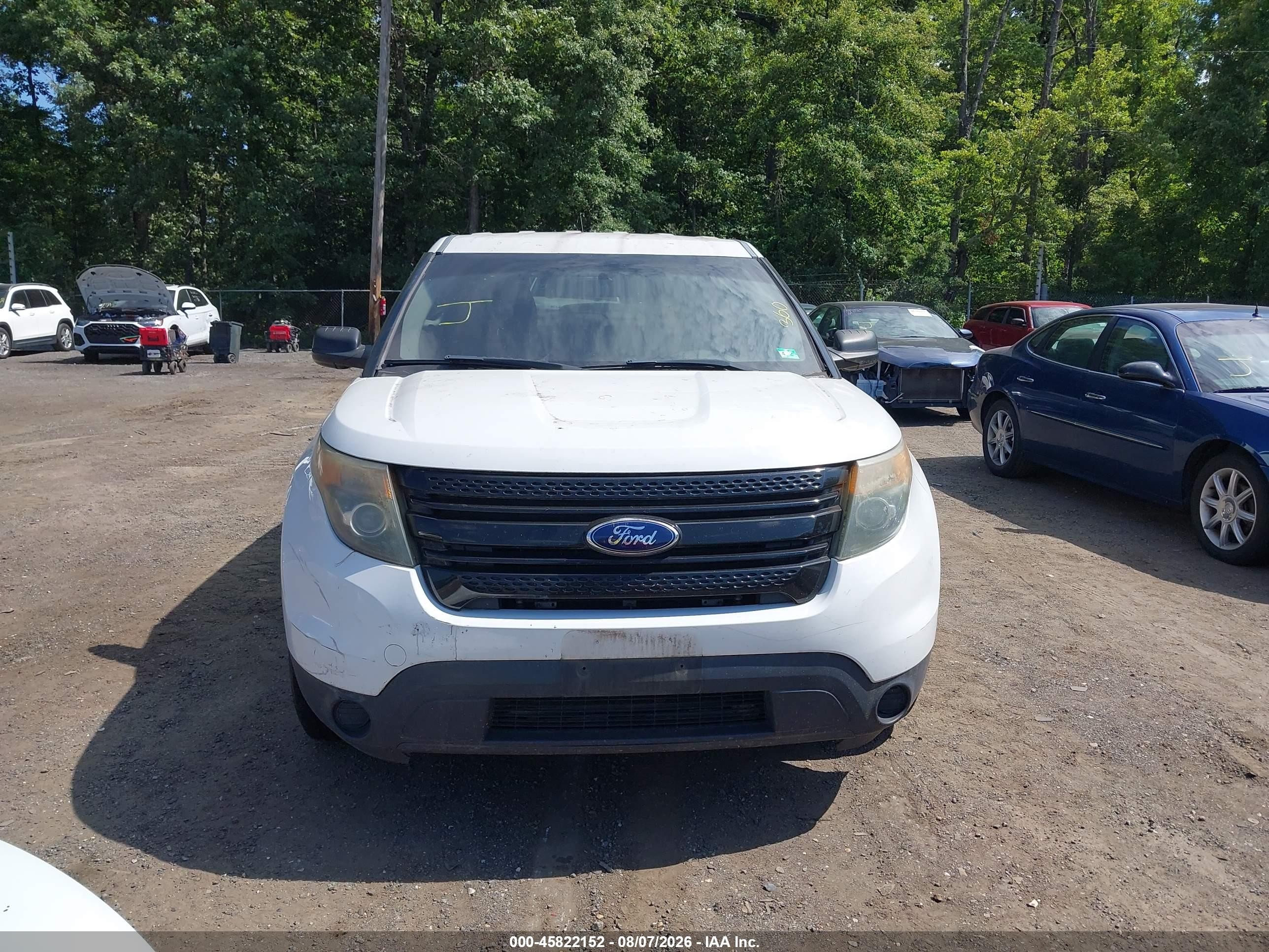 2015 Ford Utility Police Interceptor   White vin: 1FM5K8AR6FGA09938
