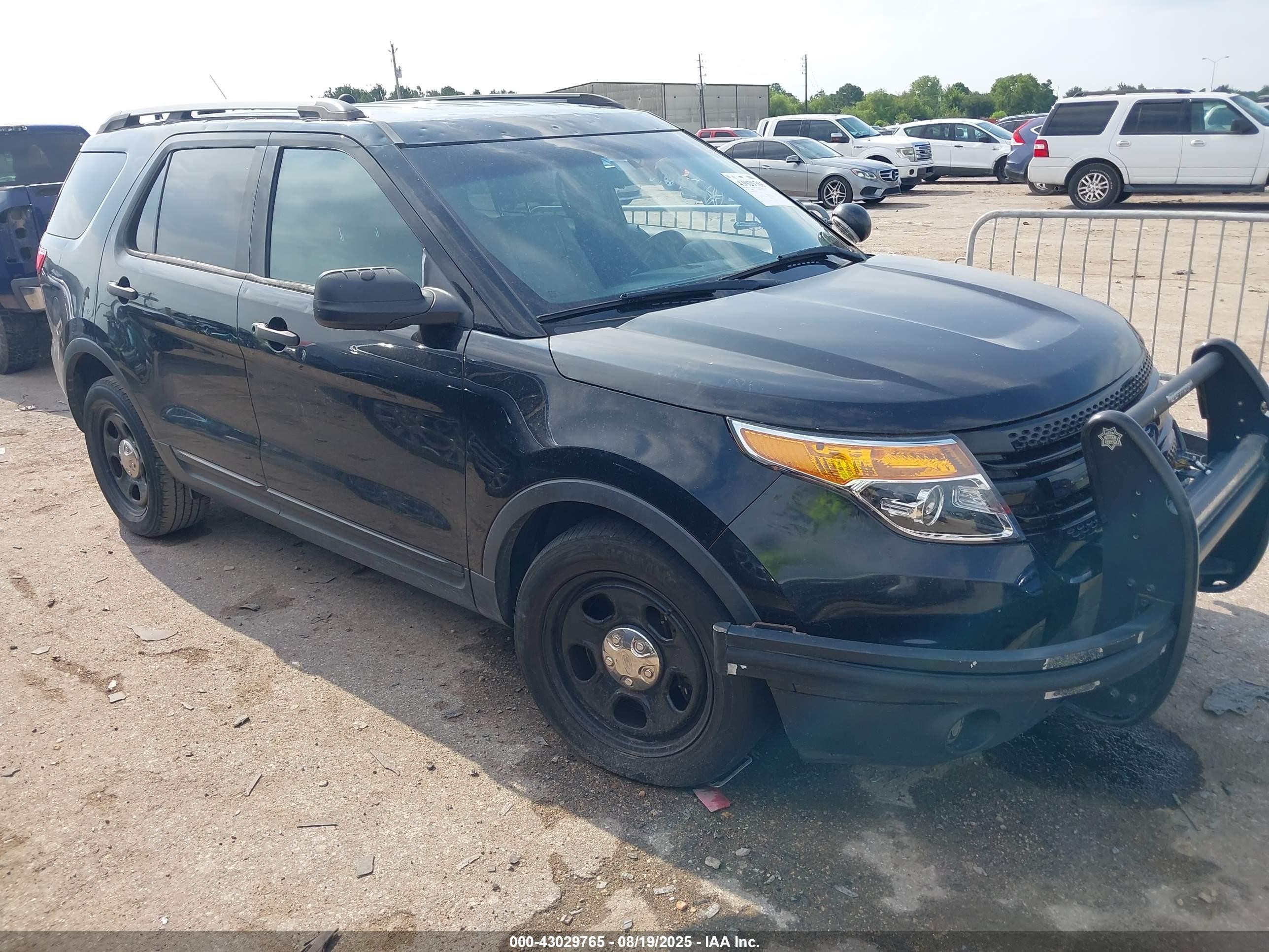 2013 Ford Police Interceptor   Black vin: 1FM5K8AR7DGC06971