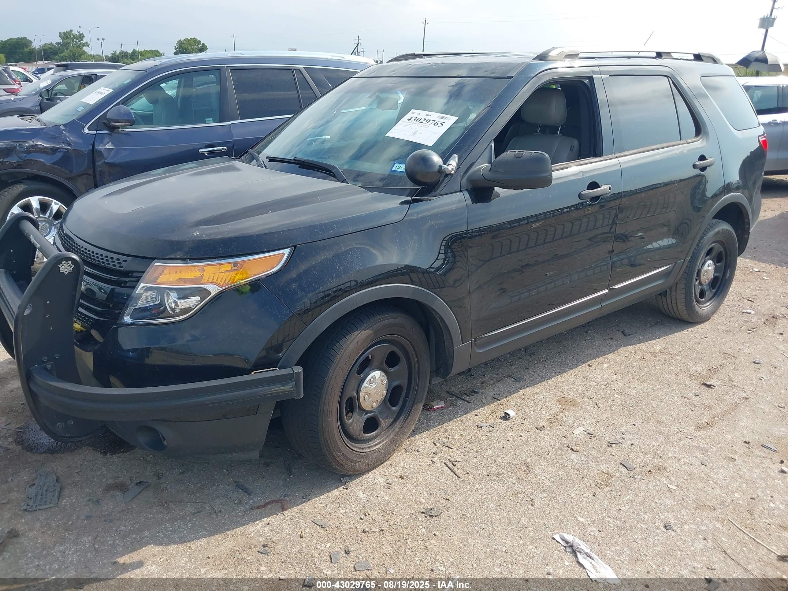 2013 Ford Police Interceptor   Black vin: 1FM5K8AR7DGC06971