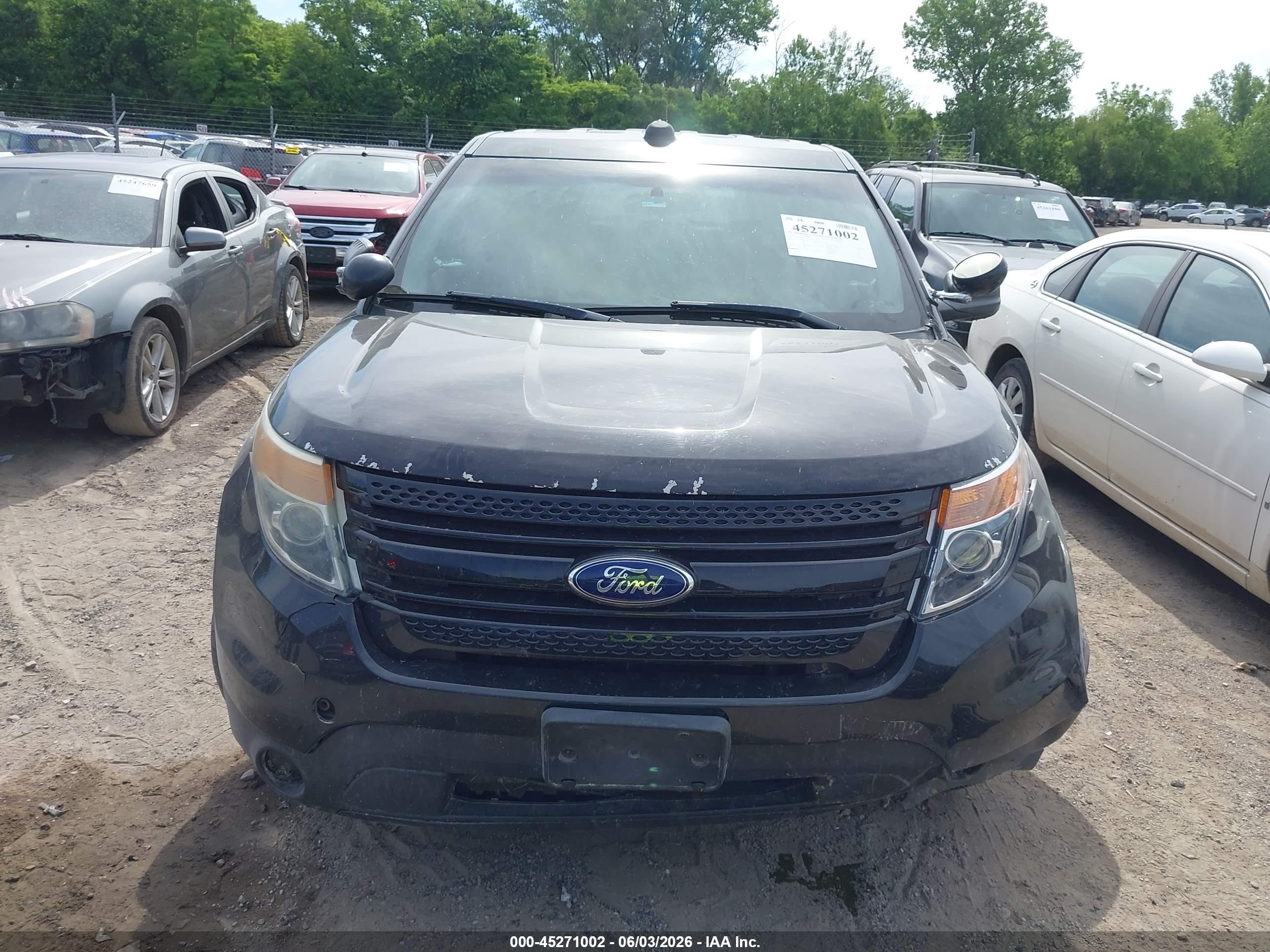 2013 Ford Utility Police Interceptor   Black vin: 1FM5K8AR7DGC25875