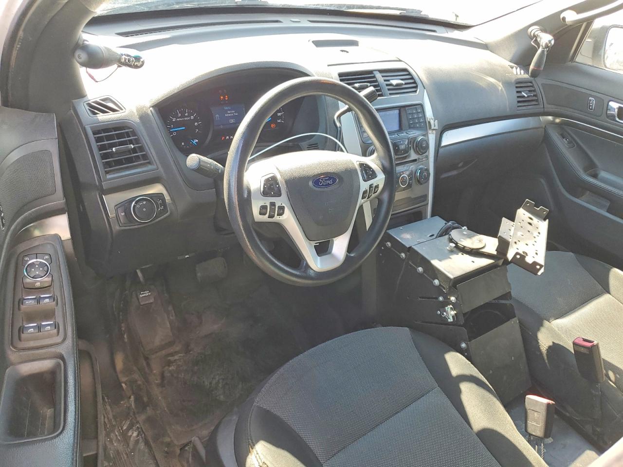 2014 Ford Explorer Police Interceptor White vin: 1FM5K8AR7EGA75901