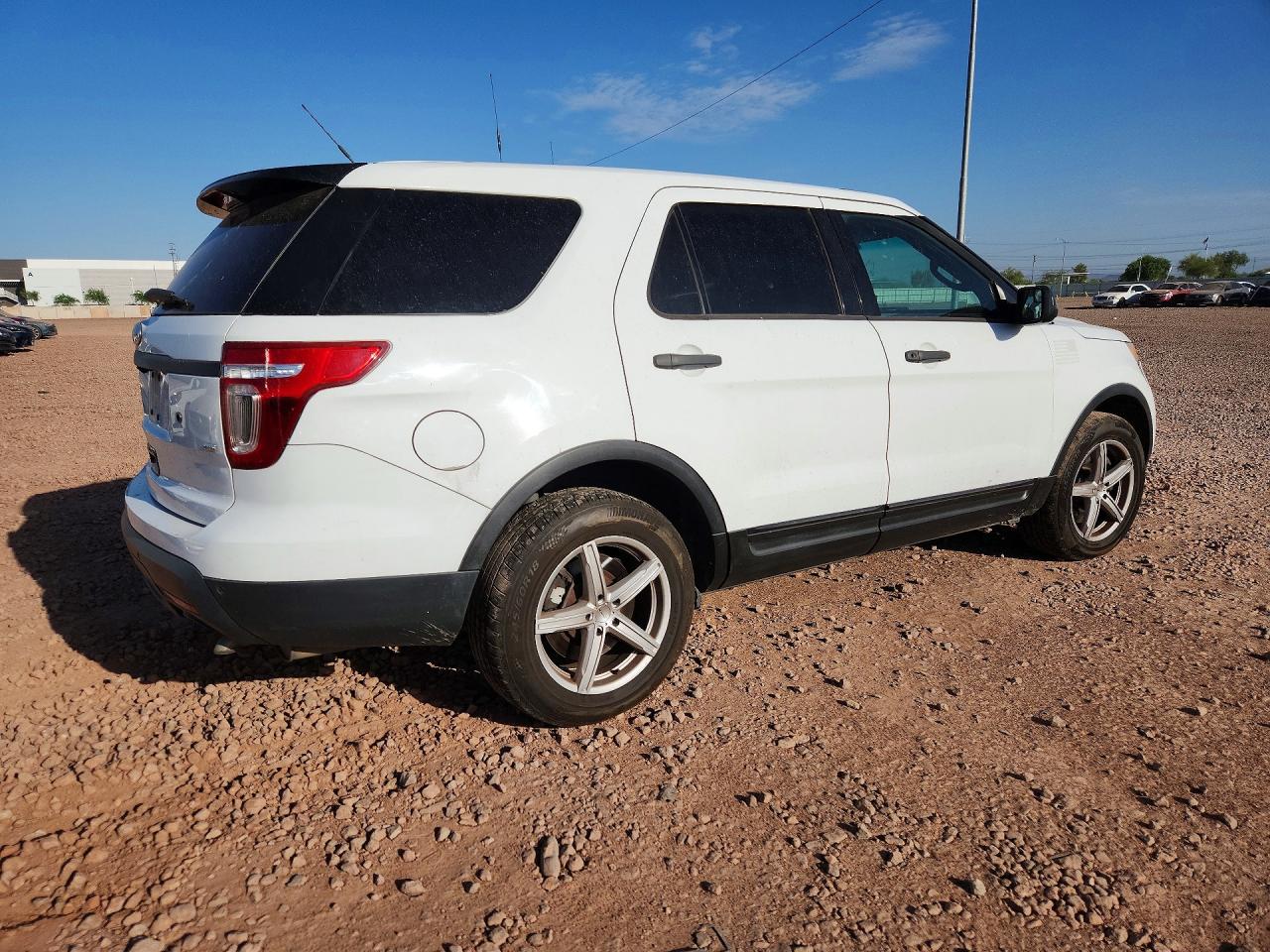 2015 Ford Explorer Police Interceptor White vin: 1FM5K8AR7FGB41297