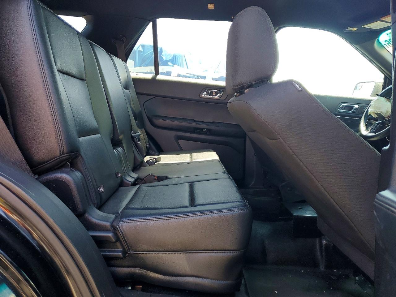 2016 Ford Explorer Police Interceptor White vin: 1FM5K8AR7GGA52394
