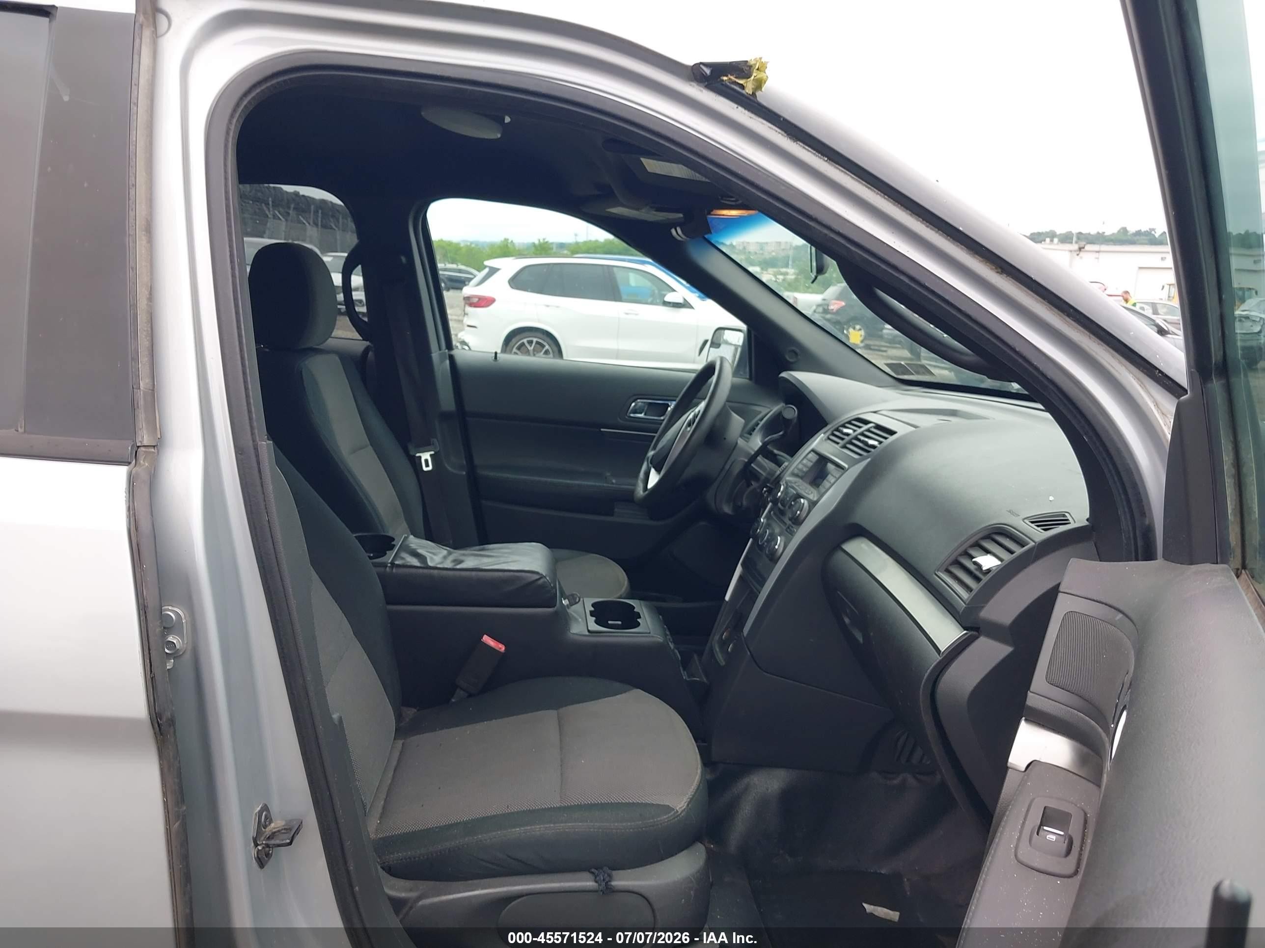 2013 Ford Utility Police Interceptor   Серый vin: 1FM5K8AR8DGB08211