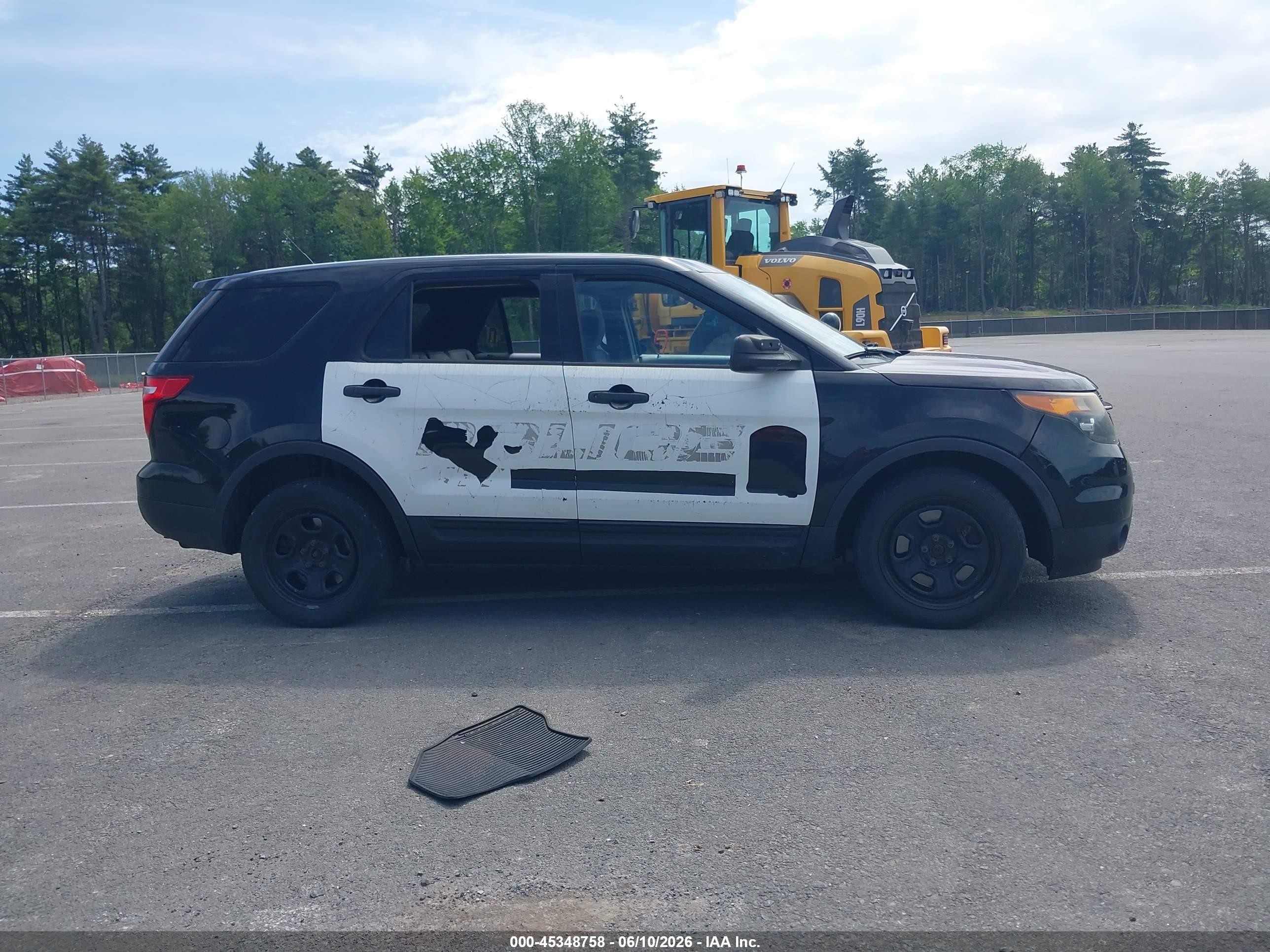 2014 Ford Utility Police Interceptor   Black vin: 1FM5K8AR9EGC60435