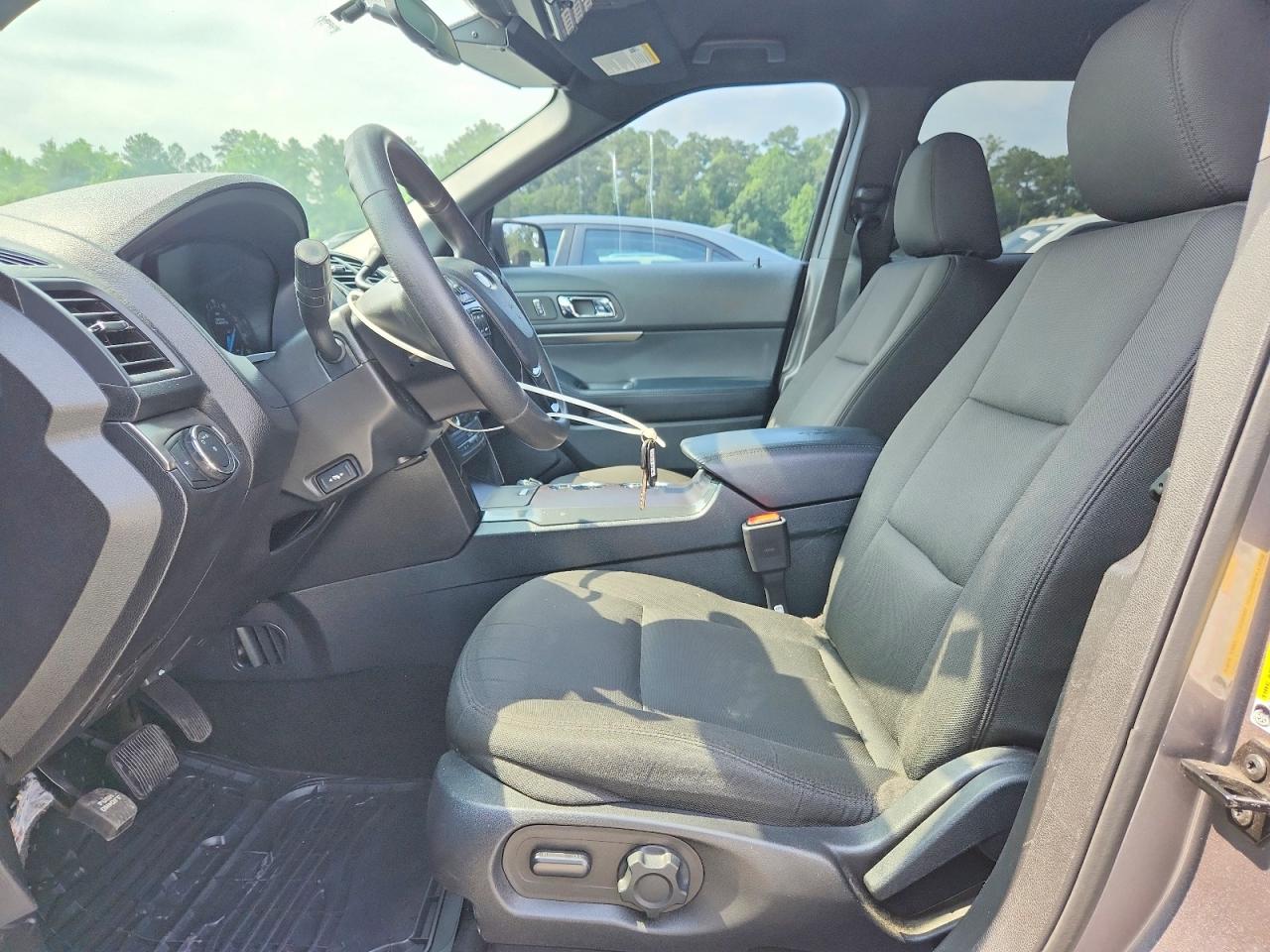 2016 Ford Explorer Police Interceptor Серый vin: 1FM5K8AR9GGB13194