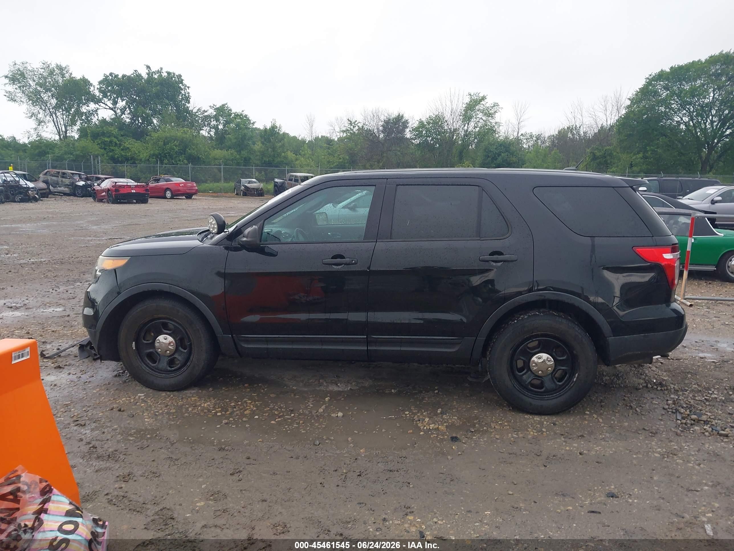 2014 Ford Utility Police Interceptor   Black vin: 1FM5K8ARXEGC02169