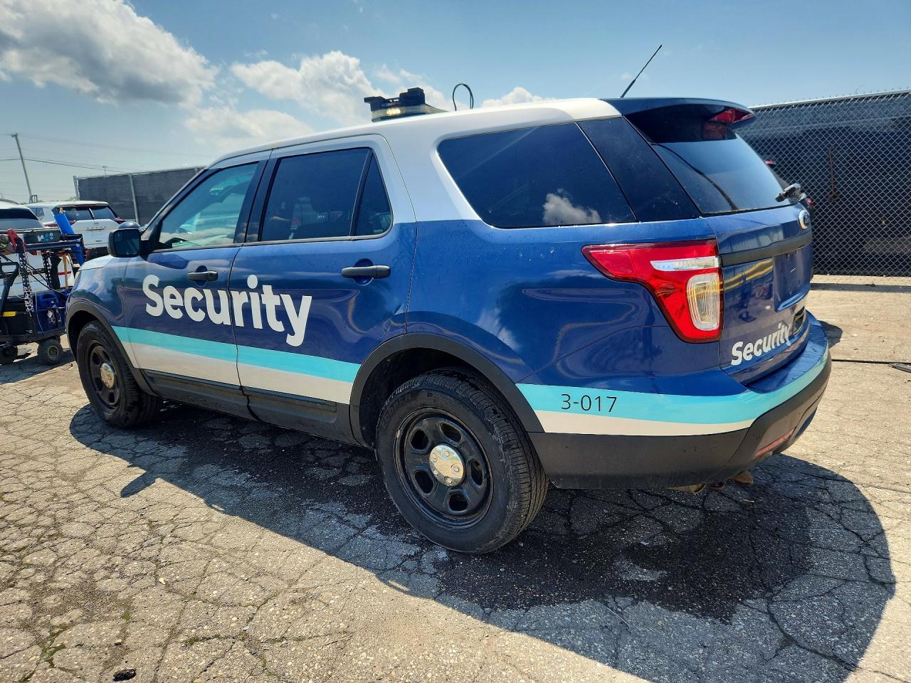 2015 Ford Explorer Police Interceptor Silver vin: 1FM5K8ARXFGA93956