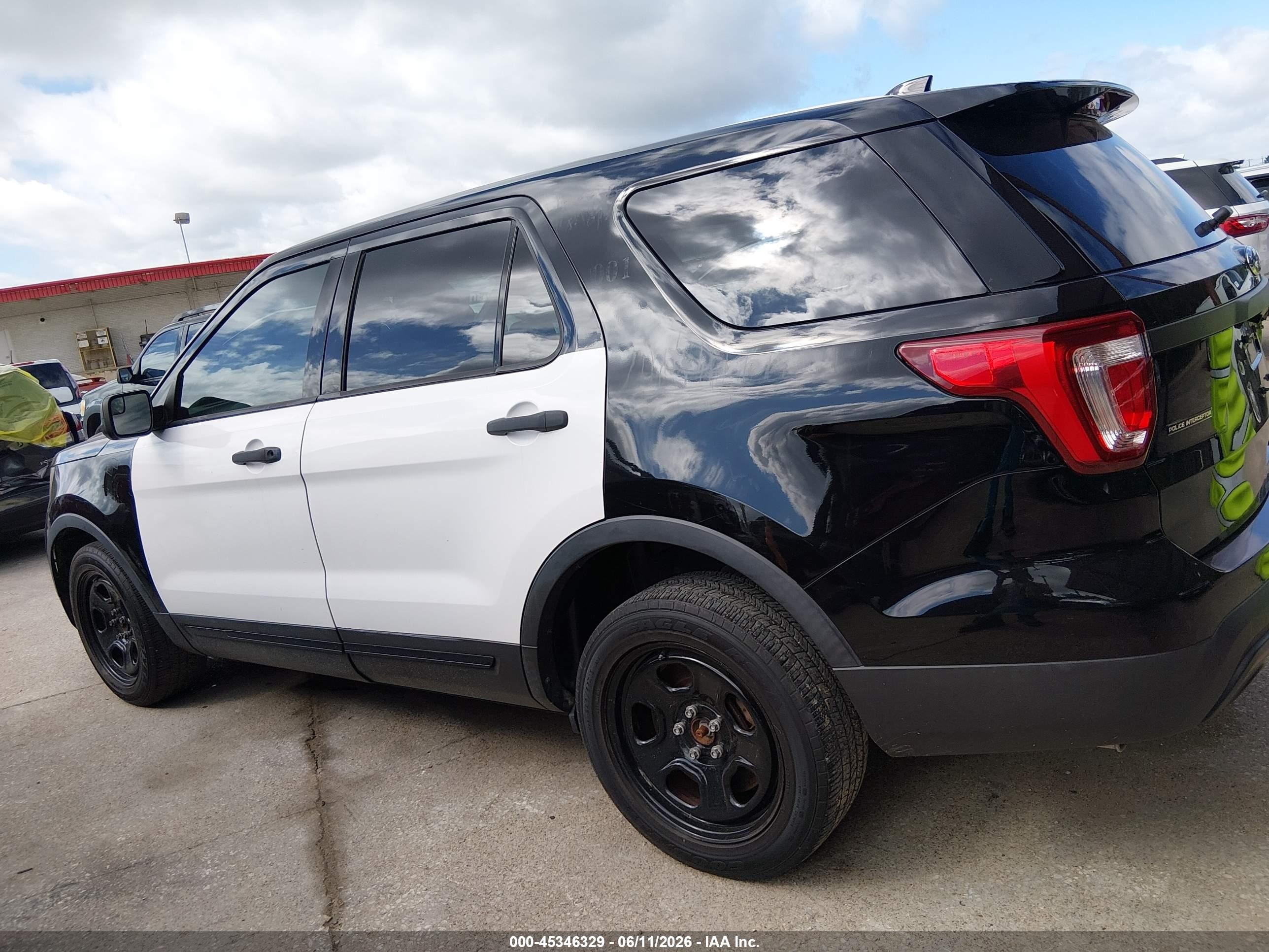 2016 Ford Utility Police Interceptor Black vin: 1FM5K8ARXGGD16448