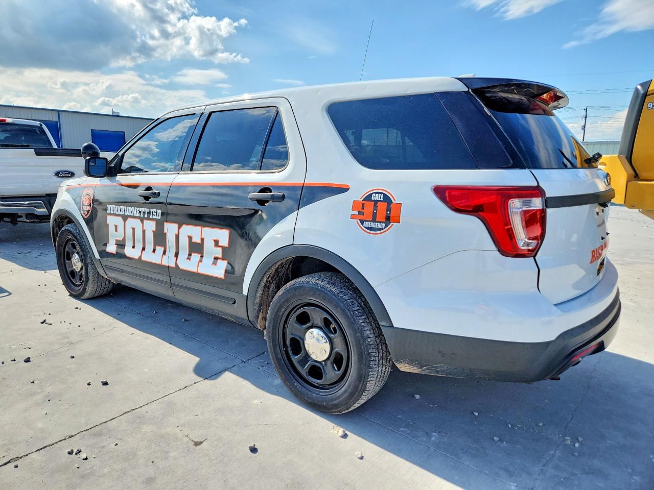2016 Ford Explorer Police Interceptor White vin: 1FM5K8AT1GGC14726