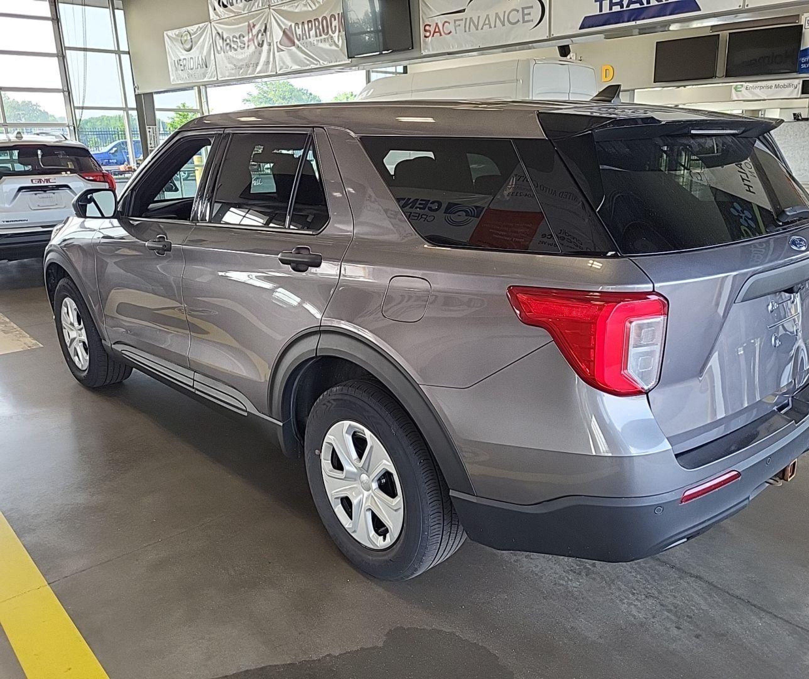 2021 Ford Explorer Police Interceptor vin: 1FM5K8AW0MNA12736