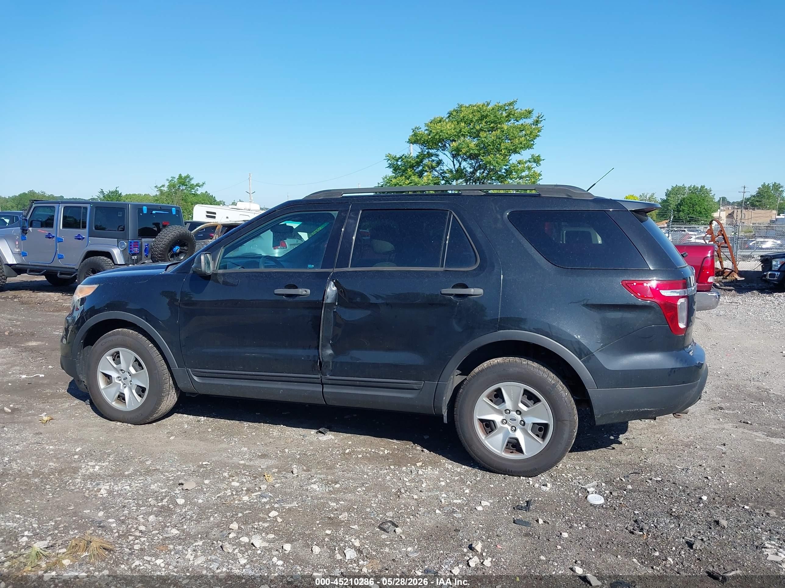 2013 Ford Explorer   Черный vin: 1FM5K8B80DGB75150