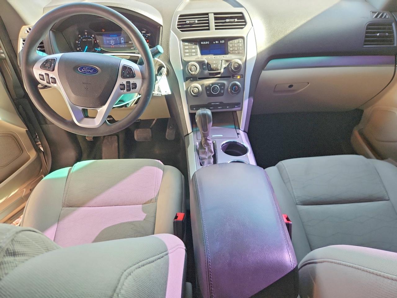 2013 Ford Explorer Silver vin: 1FM5K8B80DGC49926