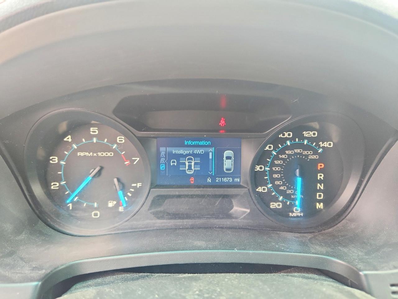 2015 Ford Explorer Red vin: 1FM5K8B80FGC63747