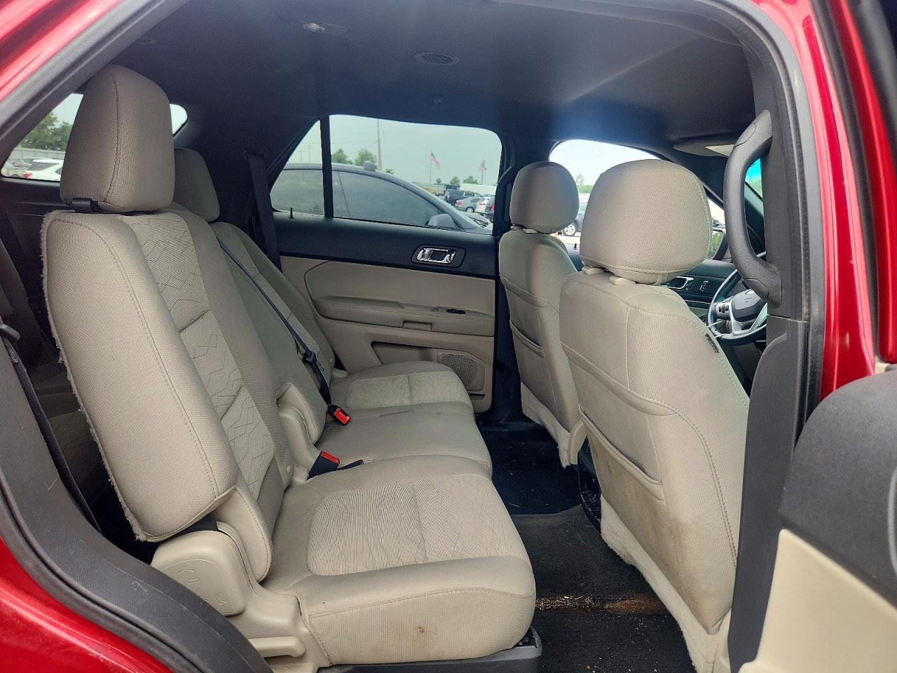 2015 Ford Explorer Red vin: 1FM5K8B80FGC63747