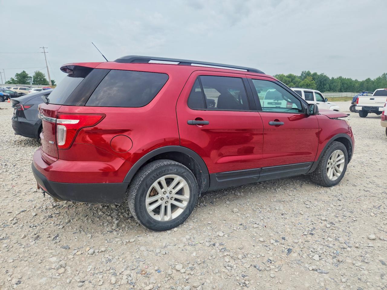2015 Ford Explorer Red vin: 1FM5K8B80FGC63747