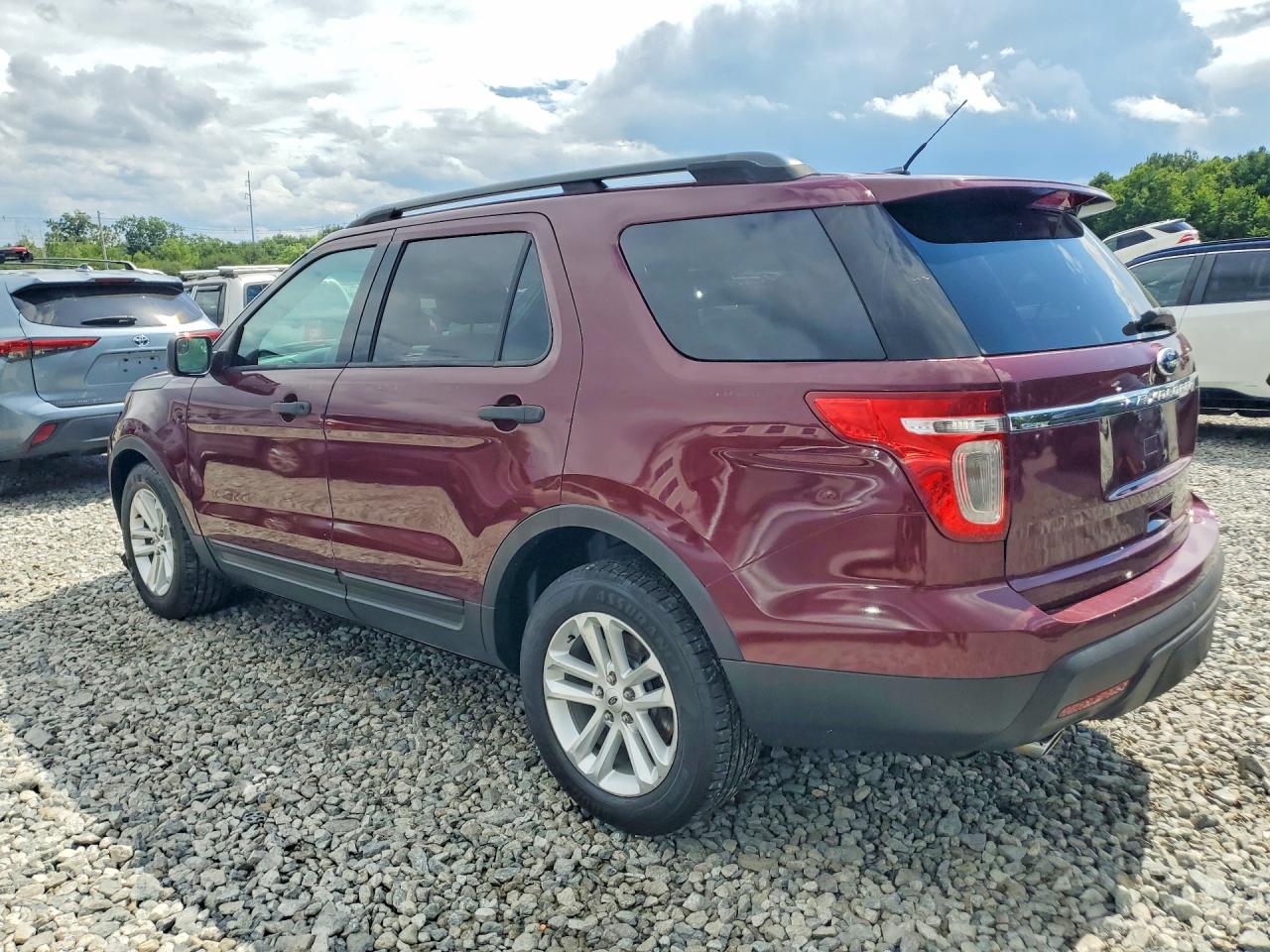 2013 Ford Explorer Two Tone vin: 1FM5K8B81DGA13379