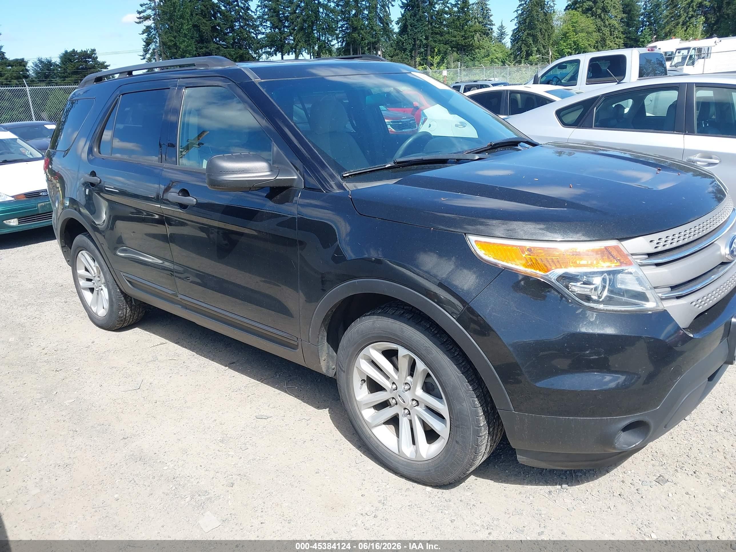 2015 Ford Explorer   Black vin: 1FM5K8B81FGA71785