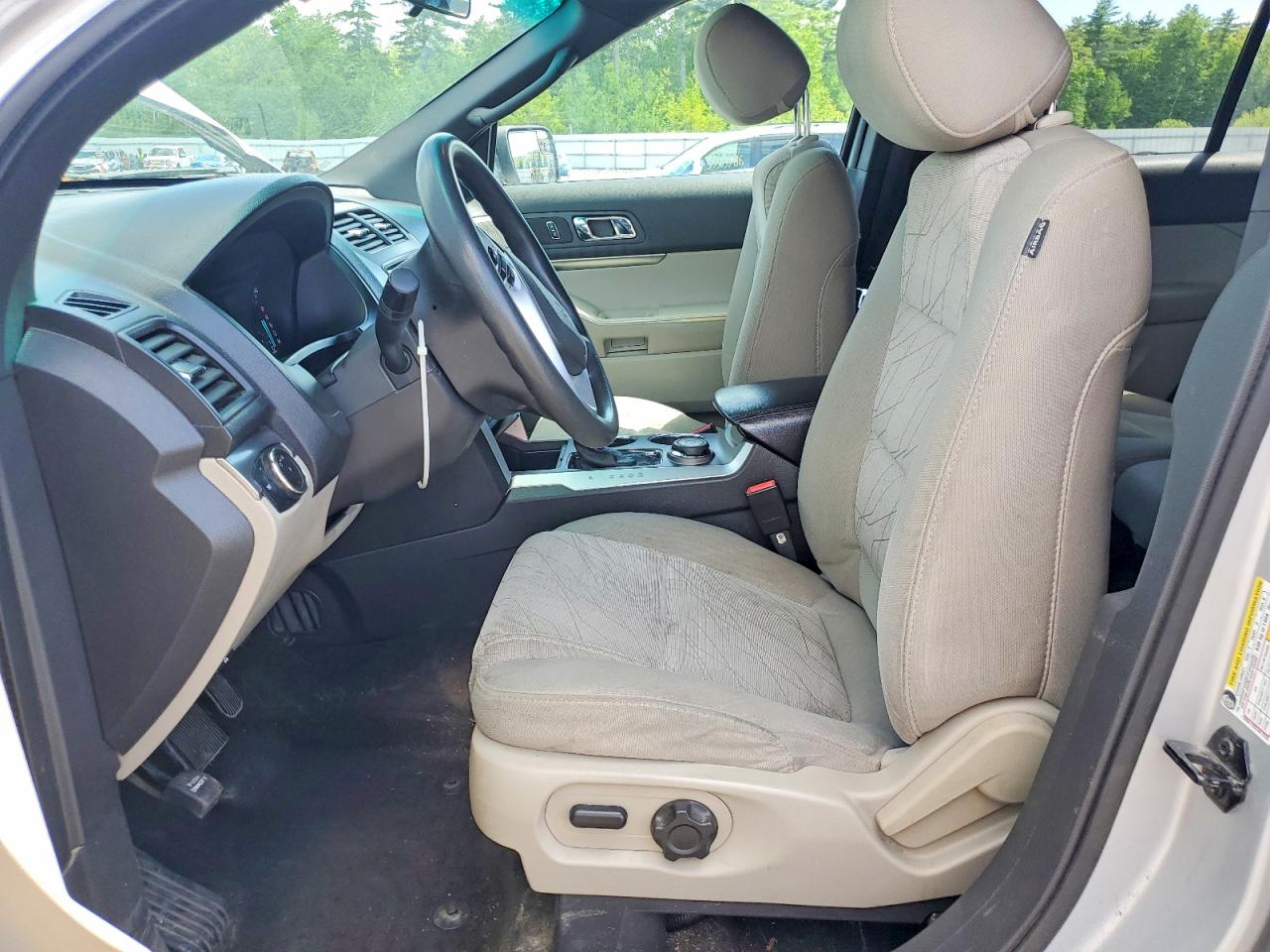 2013 Ford Explorer Серебряный vin: 1FM5K8B83DGA16042