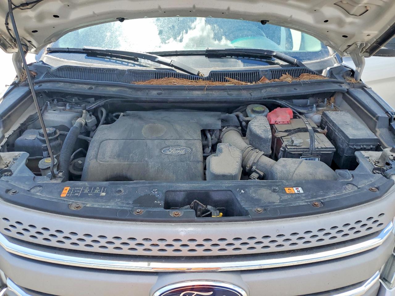 2013 Ford Explorer Серебряный vin: 1FM5K8B83DGA16042