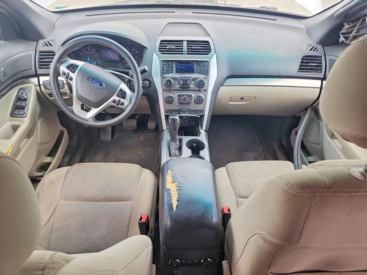 2015 Ford Explorer Серебряный vin: 1FM5K8B83FGC38339