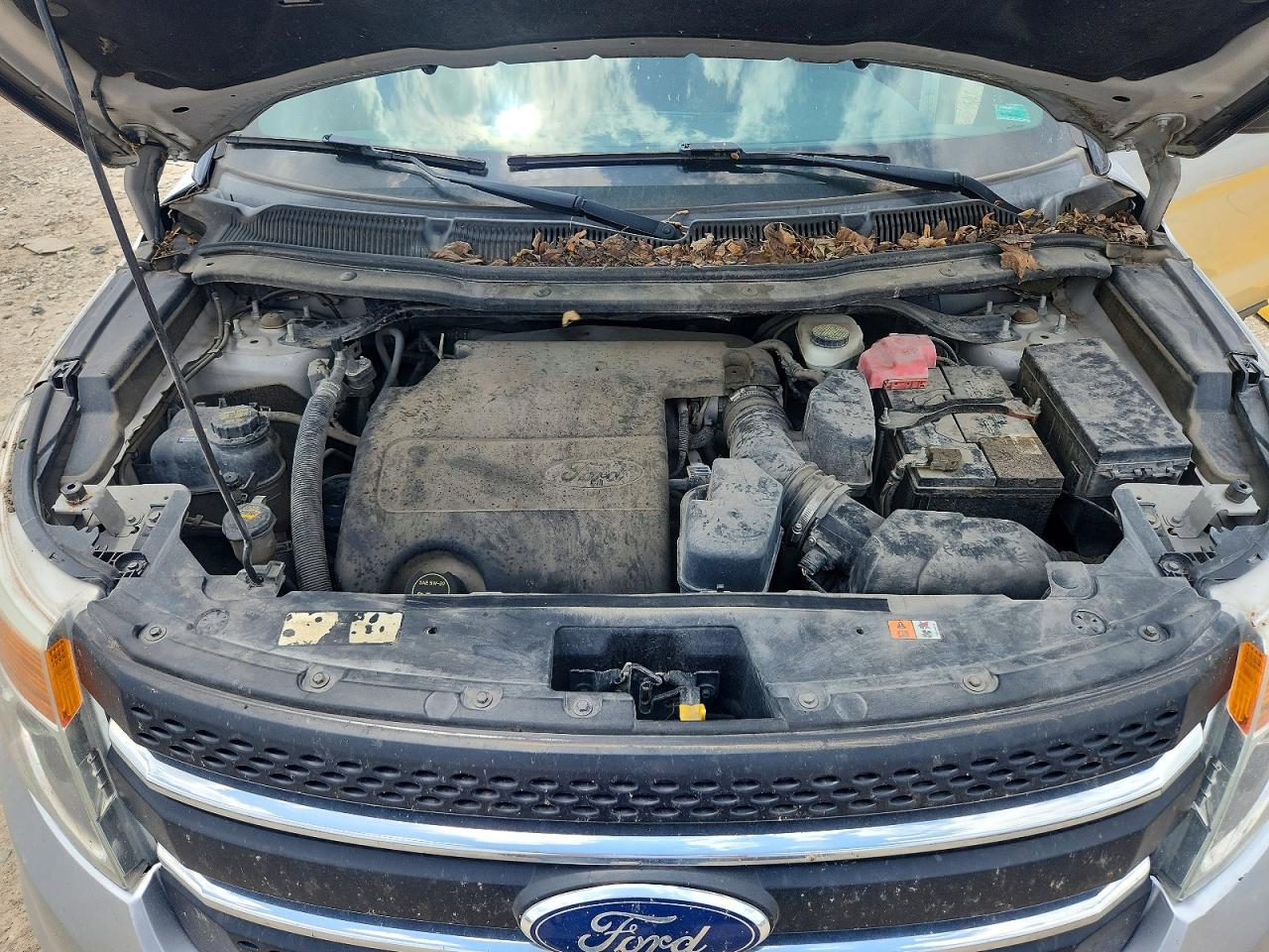 2015 Ford Explorer Серебряный vin: 1FM5K8B83FGC38339