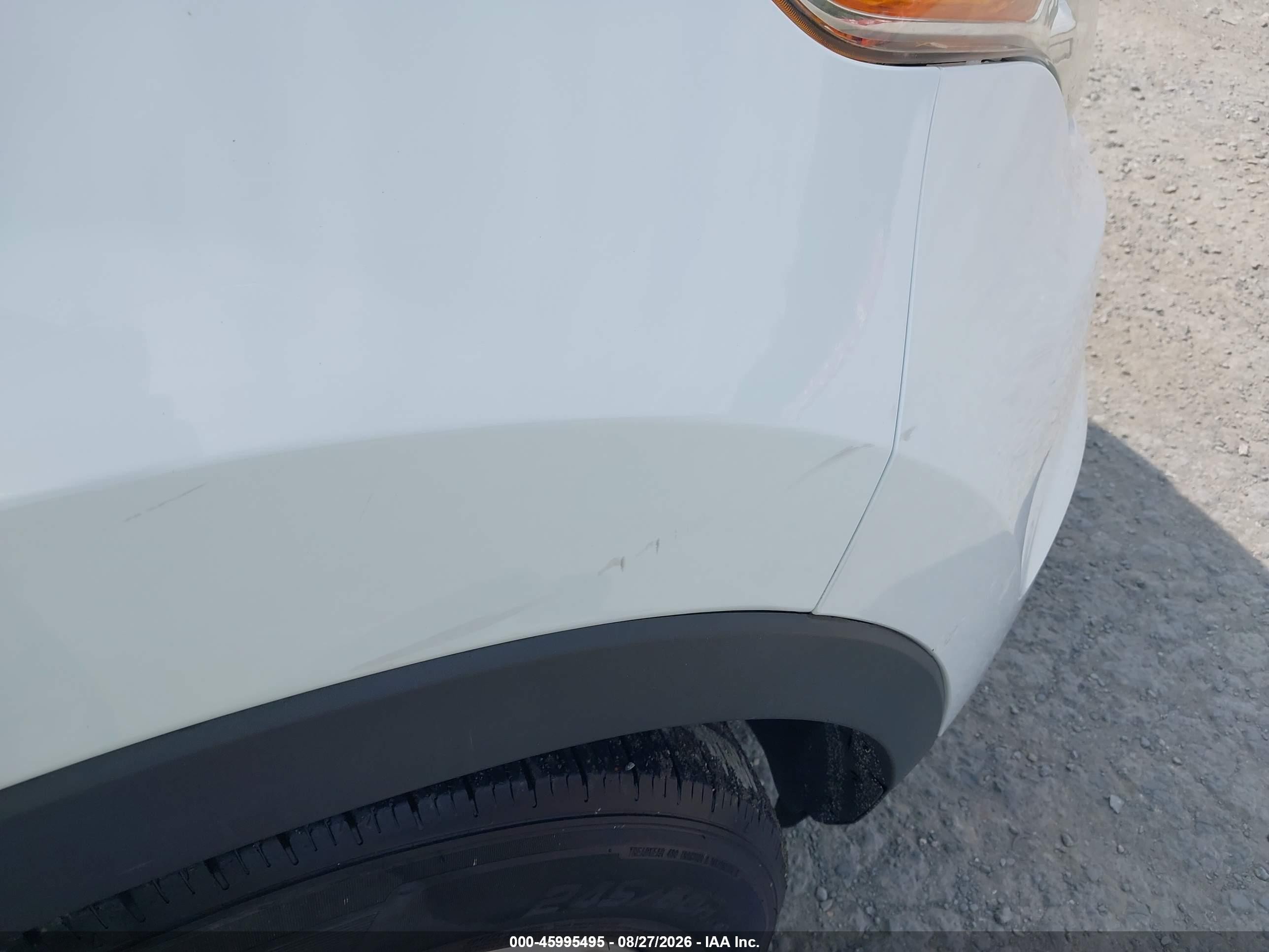 2015 Ford Explorer   White vin: 1FM5K8B83FGC42570