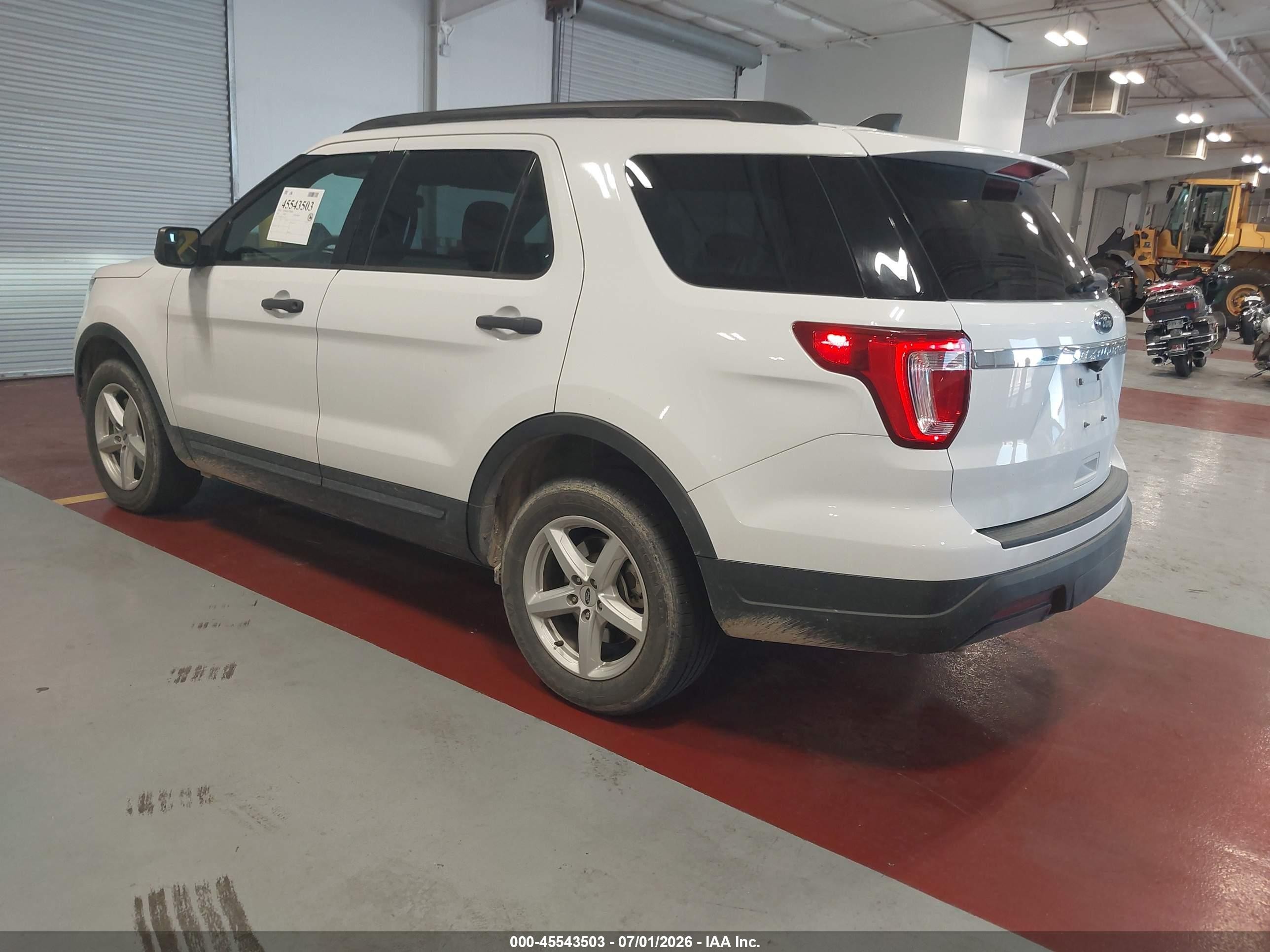 2018 Ford Explorer   White vin: 1FM5K8B83JGC45378