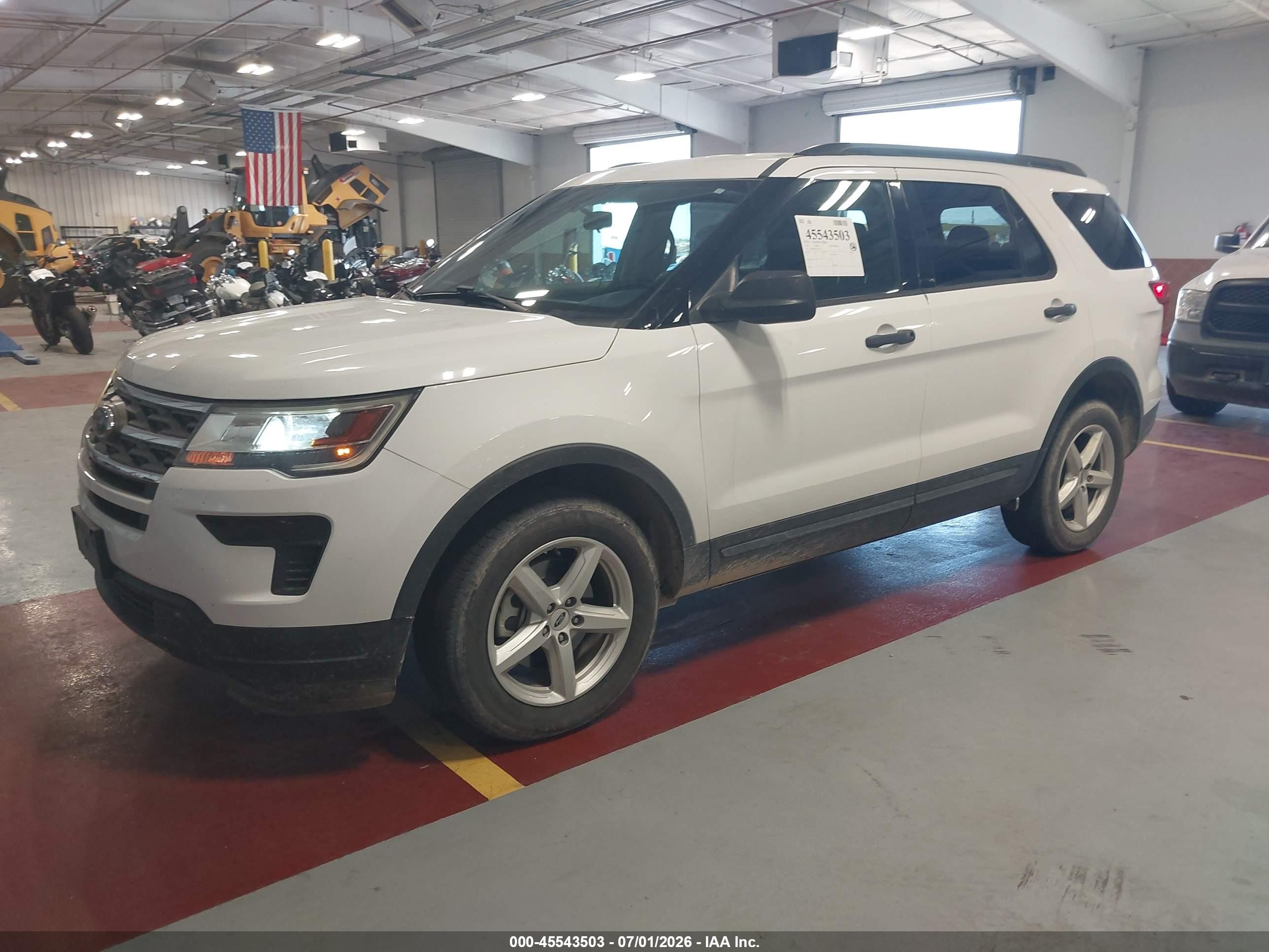 2018 Ford Explorer   White vin: 1FM5K8B83JGC45378