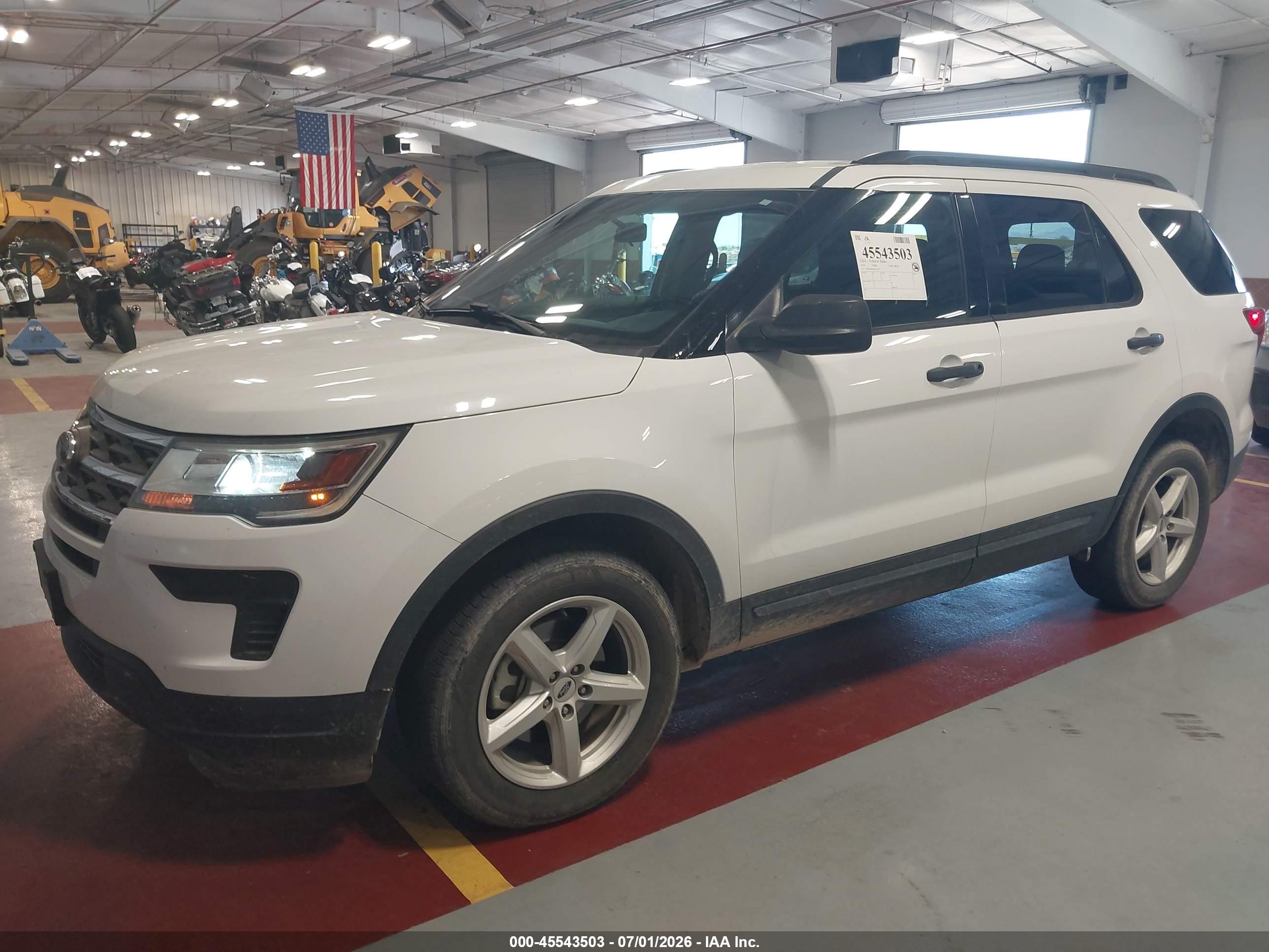 2018 Ford Explorer   White vin: 1FM5K8B83JGC45378